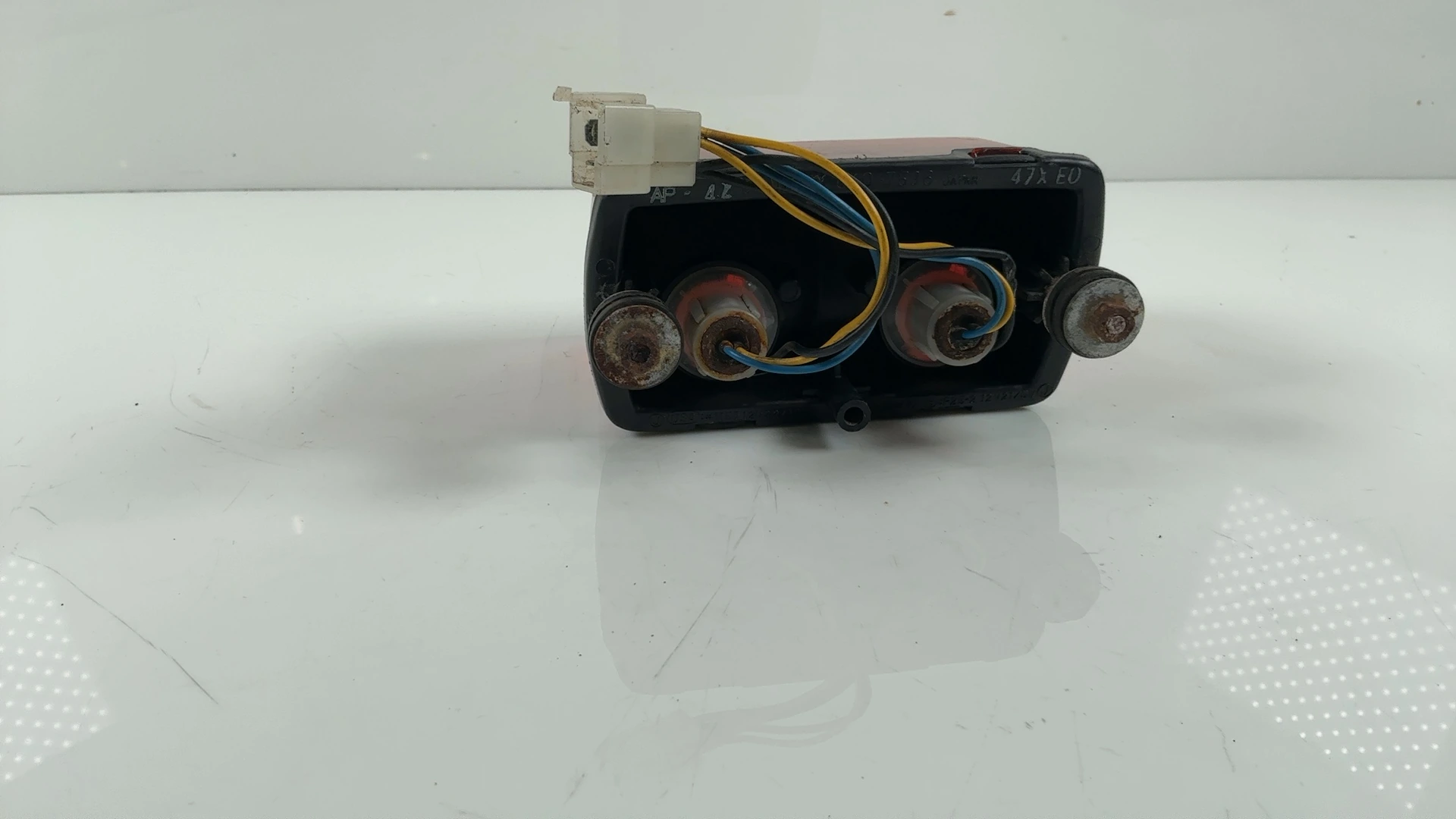 YAMAHA TRX850 TRX 850 850CC REAR TAIL BRAKE LIGHT 1996-1999 OEM 4UN-84710-00 - Image 8
