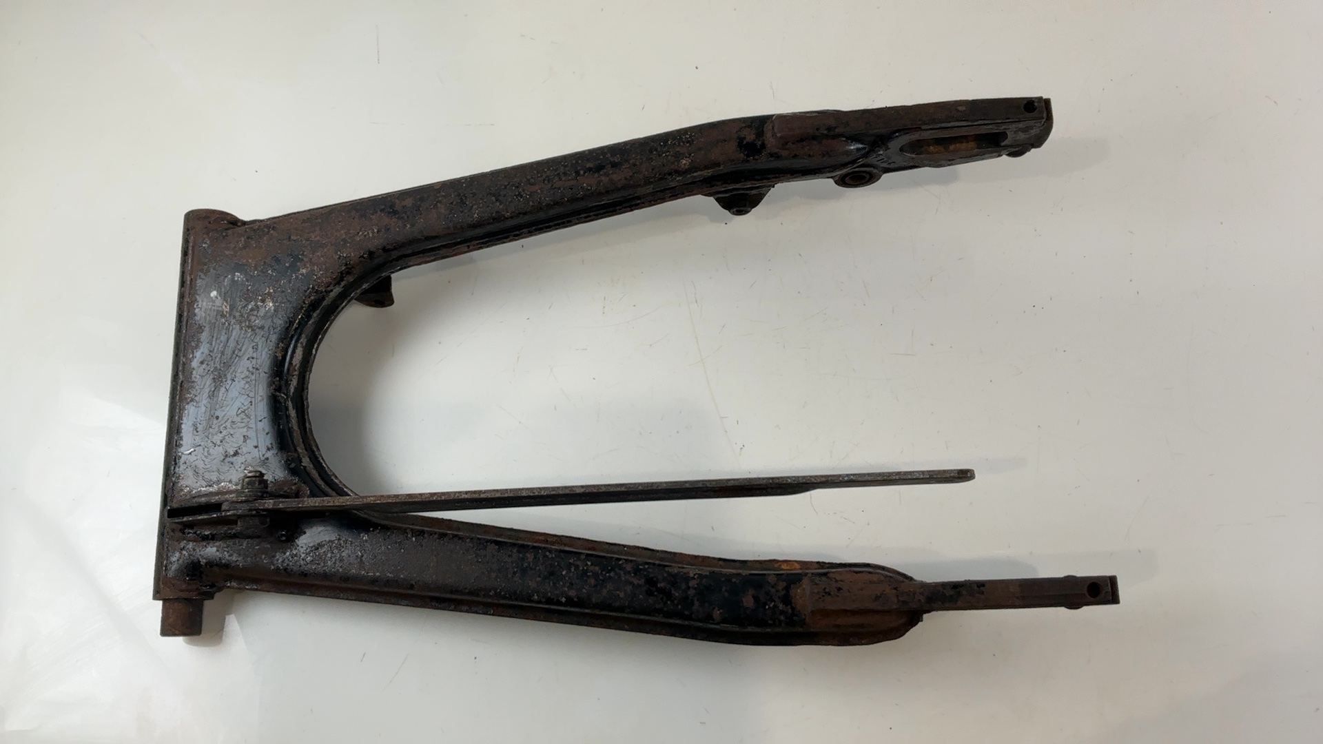 Honda CB750 K4 K5 750cc Rear Swingarm 1974 1975 OEM 52100-341-000B - Image 2
