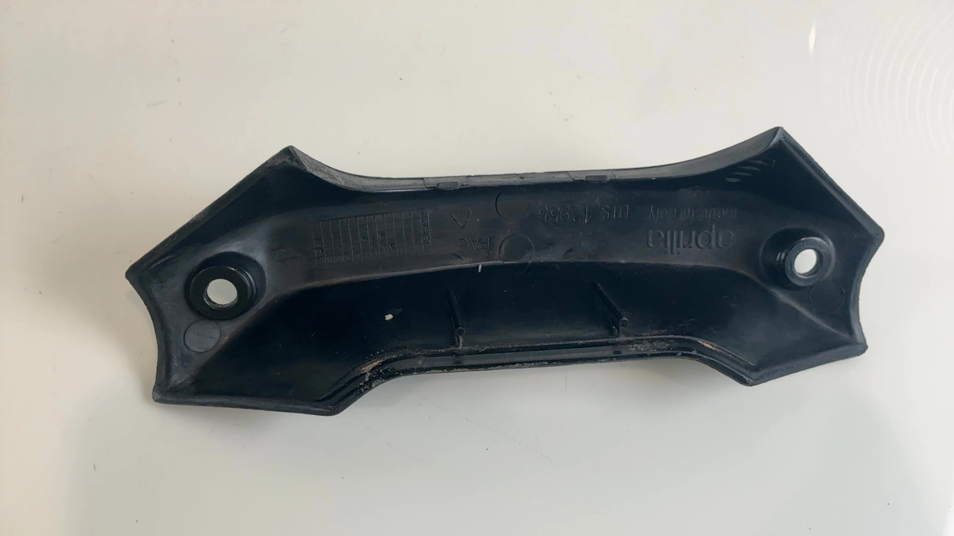 Aprilia SR 50 SR125 SR150 50cc Rear Handlebar Cover 1999-2005 OEM AP8248147 - Image 2