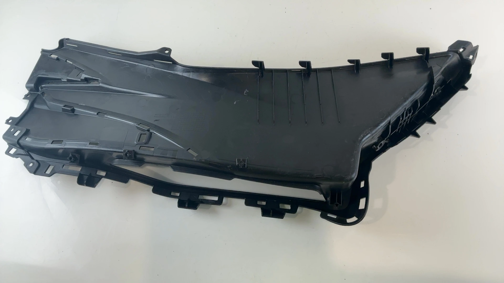Suzuki Burgman AN400 DU11 400cc Left Side Footboard 2017-24 OEM 48122-19K00-000 - Image 2