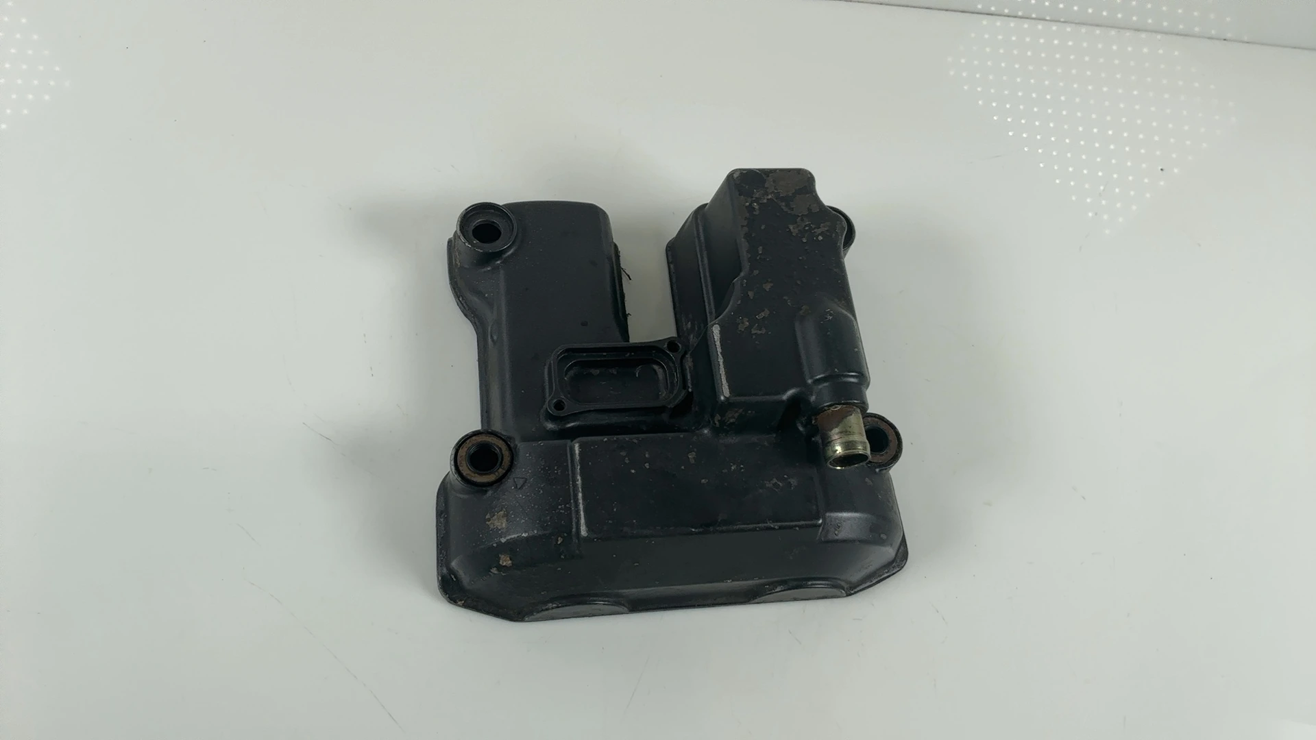 Honda Firestorm VTR1000F 1000CC Rear Valve Cover 1997-2006 OEM 12310-MBB-630 - Image 3