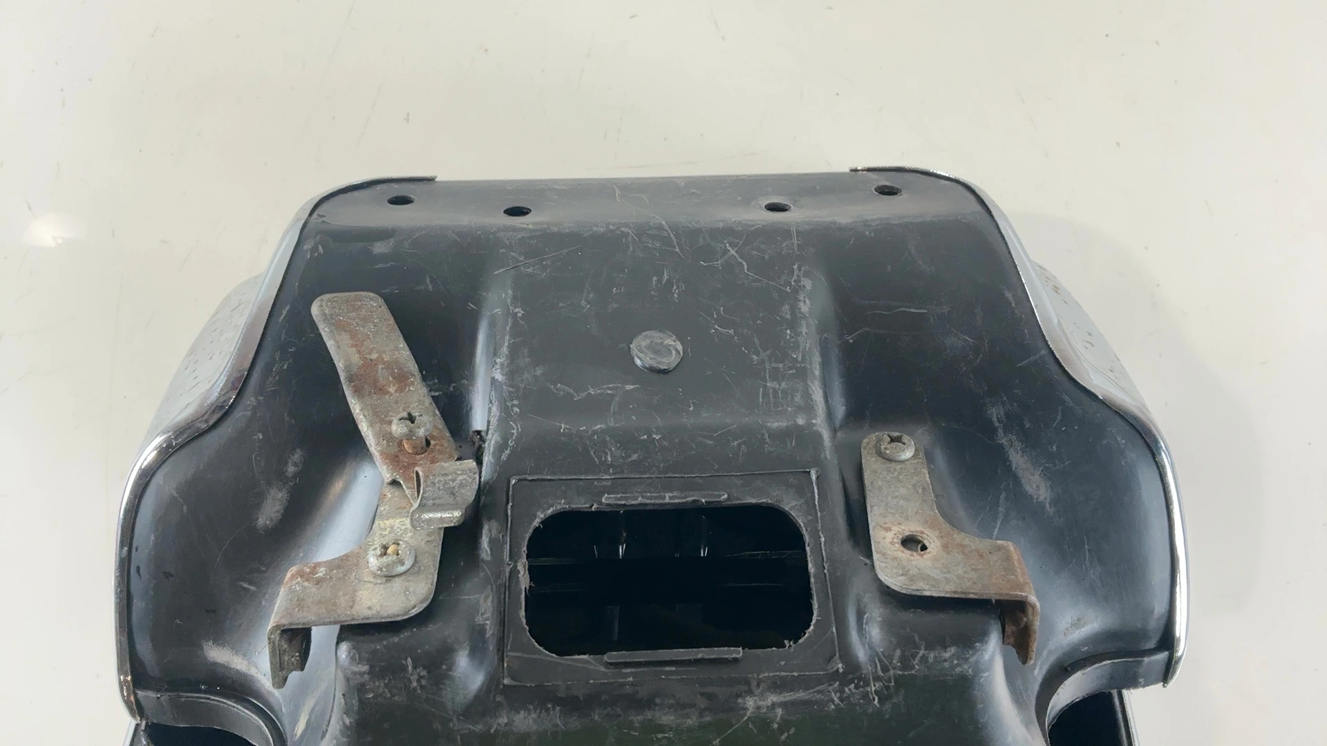 Yamaha XS1100 Standard 1100CC Air Filter Box Case Assembly 1978-81 2H7-W1441-00 - Image 5
