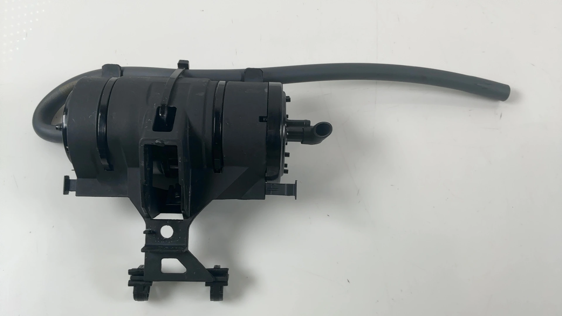 Aprilia Tuono RS 660 660cc EVAP Carbon Canister 2020-2026 OEM 2B002632 - Image 1
