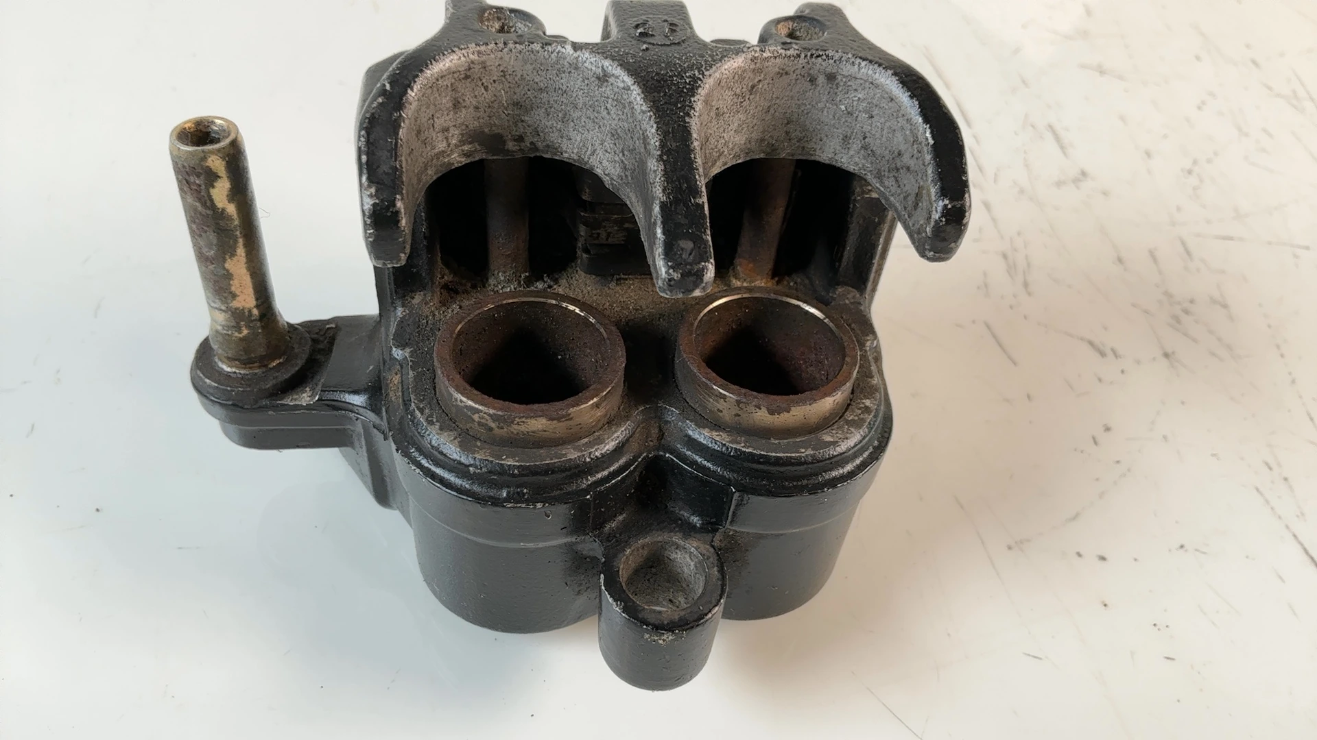 Honda CBR600 Hurricane PC19 600cc Front Brake Caliper 1987-88 OEM 45200-MN4-007 - Image 5