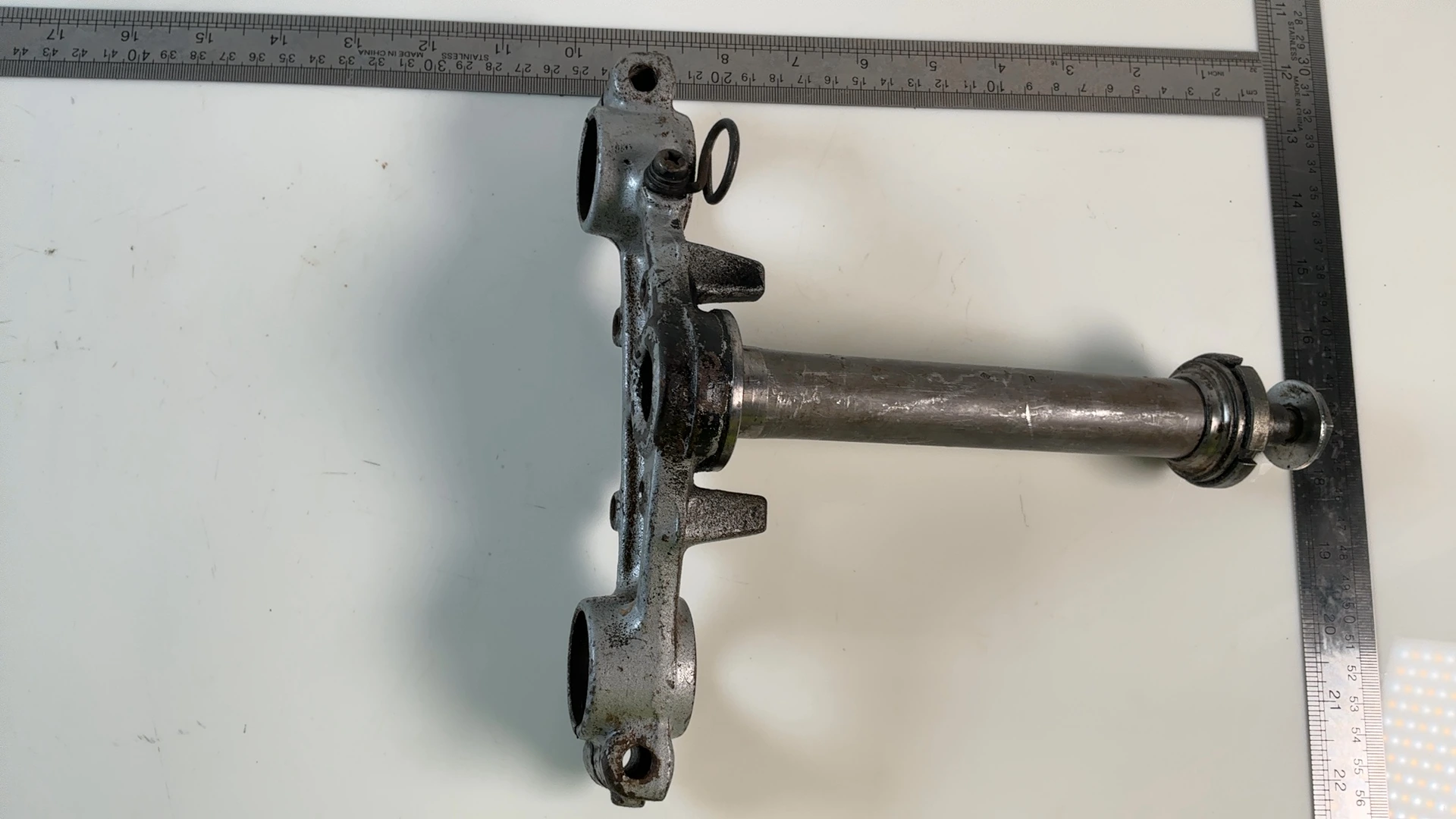 Suzuki TS50ER TS50 50cc Lower Fork Bridge Triple Tree 1979-1983 OEM 51410-26550 - Image 3