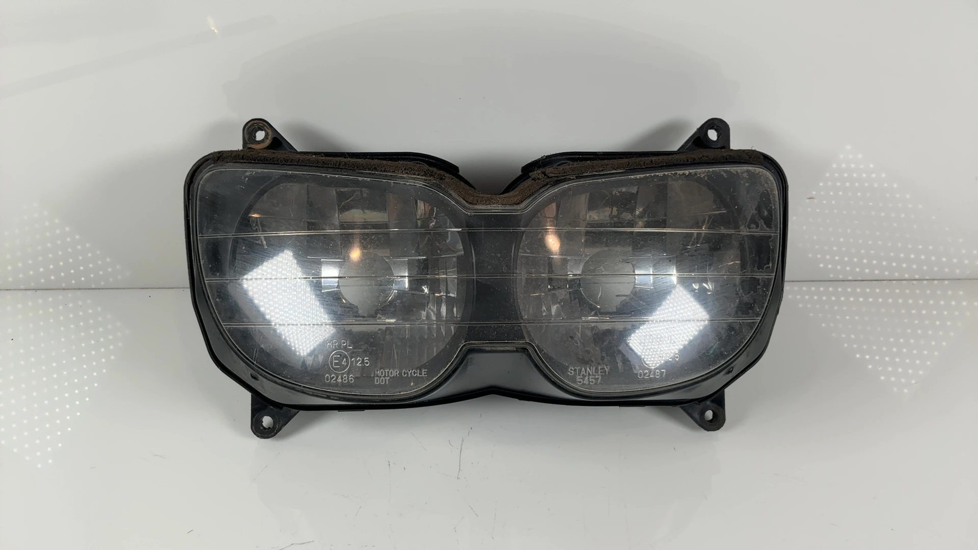 Honda CBR900RR SC33 900cc Headlight Assembly 1995-1997 OEM 33101-MAE-613 - Image 2