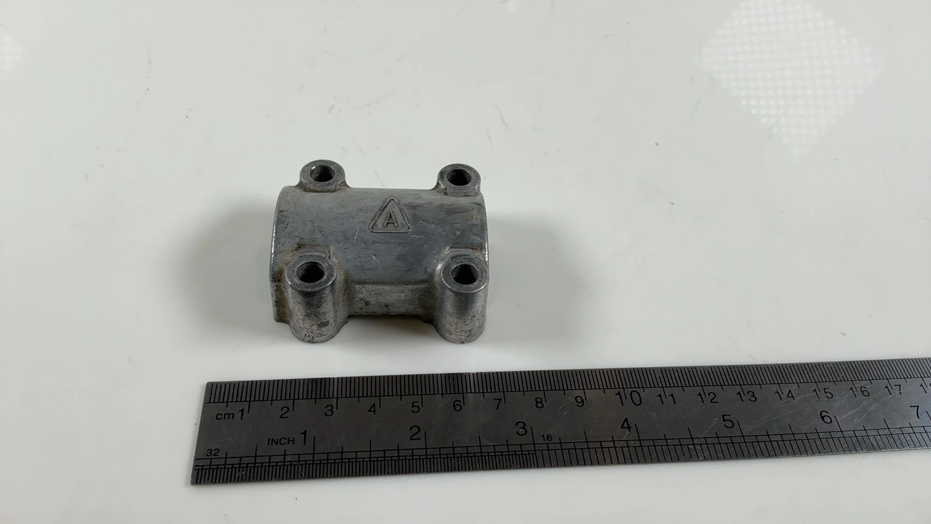 Suzuki GS750 GS 750 750CC Camshaft Stand Holder Cap Bridge 1979-1980 12411-45000 - Image 5