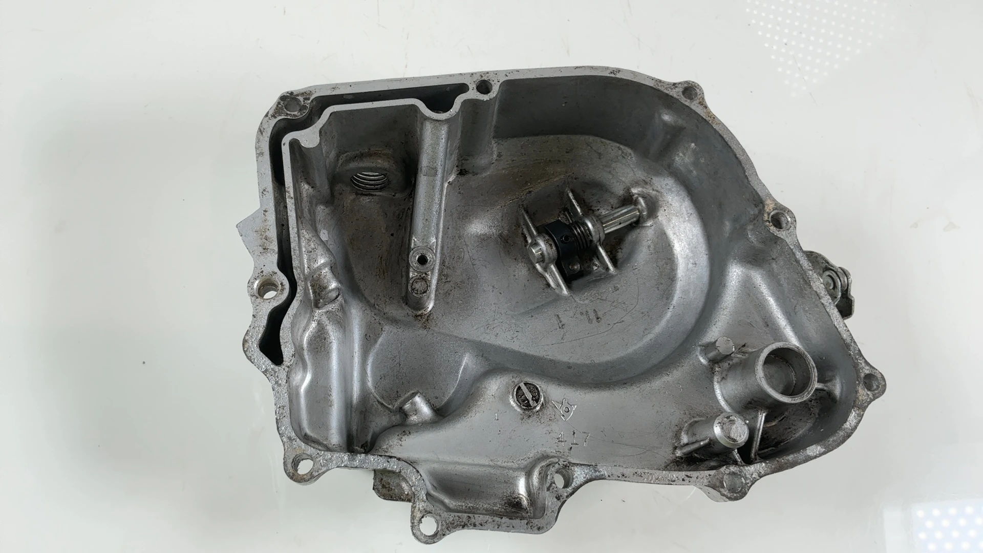Honda Twinstar CM185T 185 Clutch Cover 1978-1979 OEM 11330-402-000 - Image 7