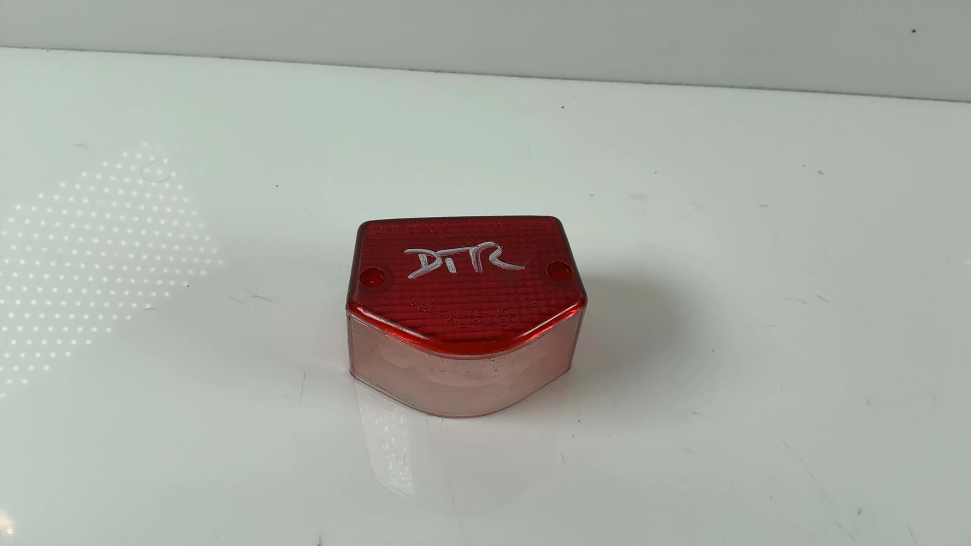 Yamaha DT125LC Mk1 125cc Tail Light Lens 1982-1984 OEM 10V-84521-00 - Image 2