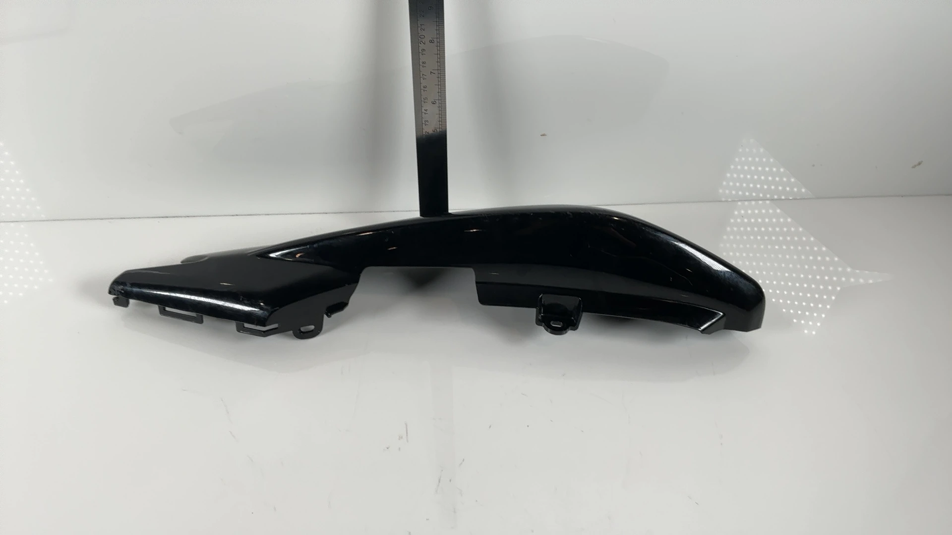 Yamaha YBR 125 51D 125cc Tail Left Fairing 2010-2013 OEM 18C-F471K-00-P3 - Image 2