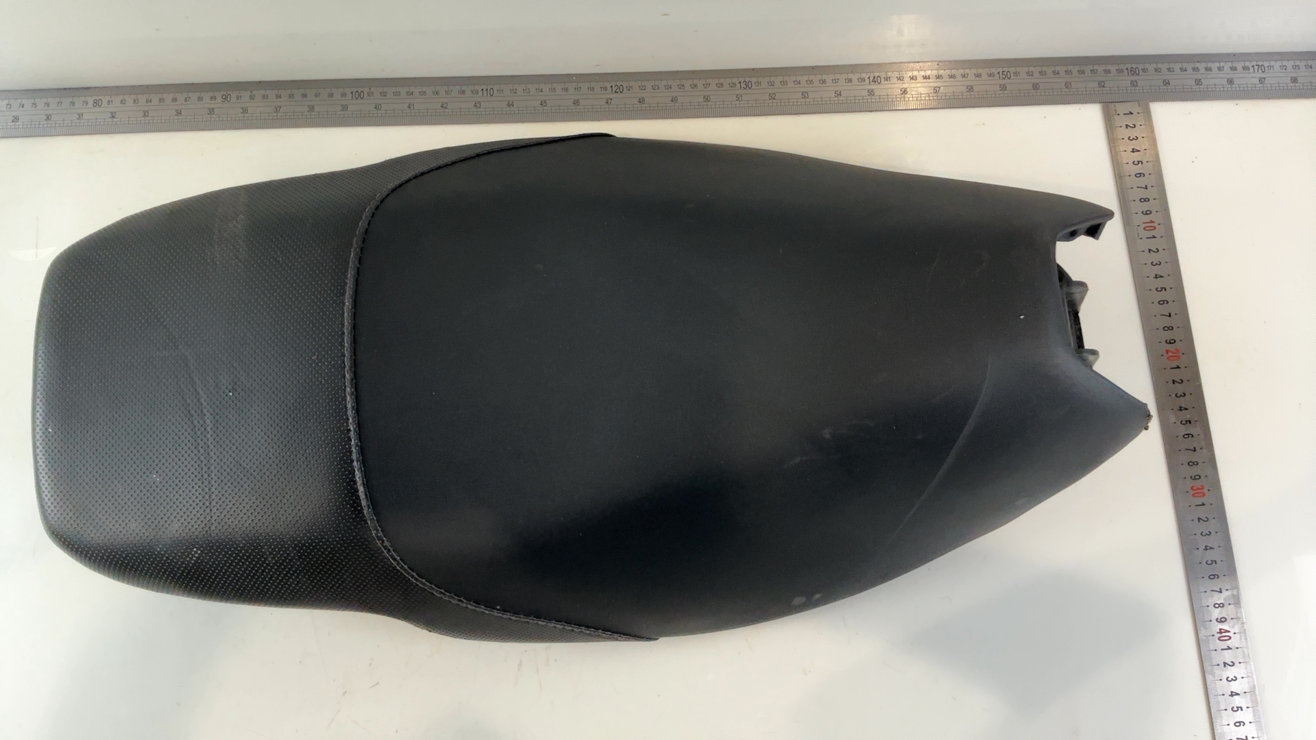 Peugeot Speedfight 2 50cc 100cc Dual Seat Saddle Bench 1997-2009 OEM 1173482700 - Image 5