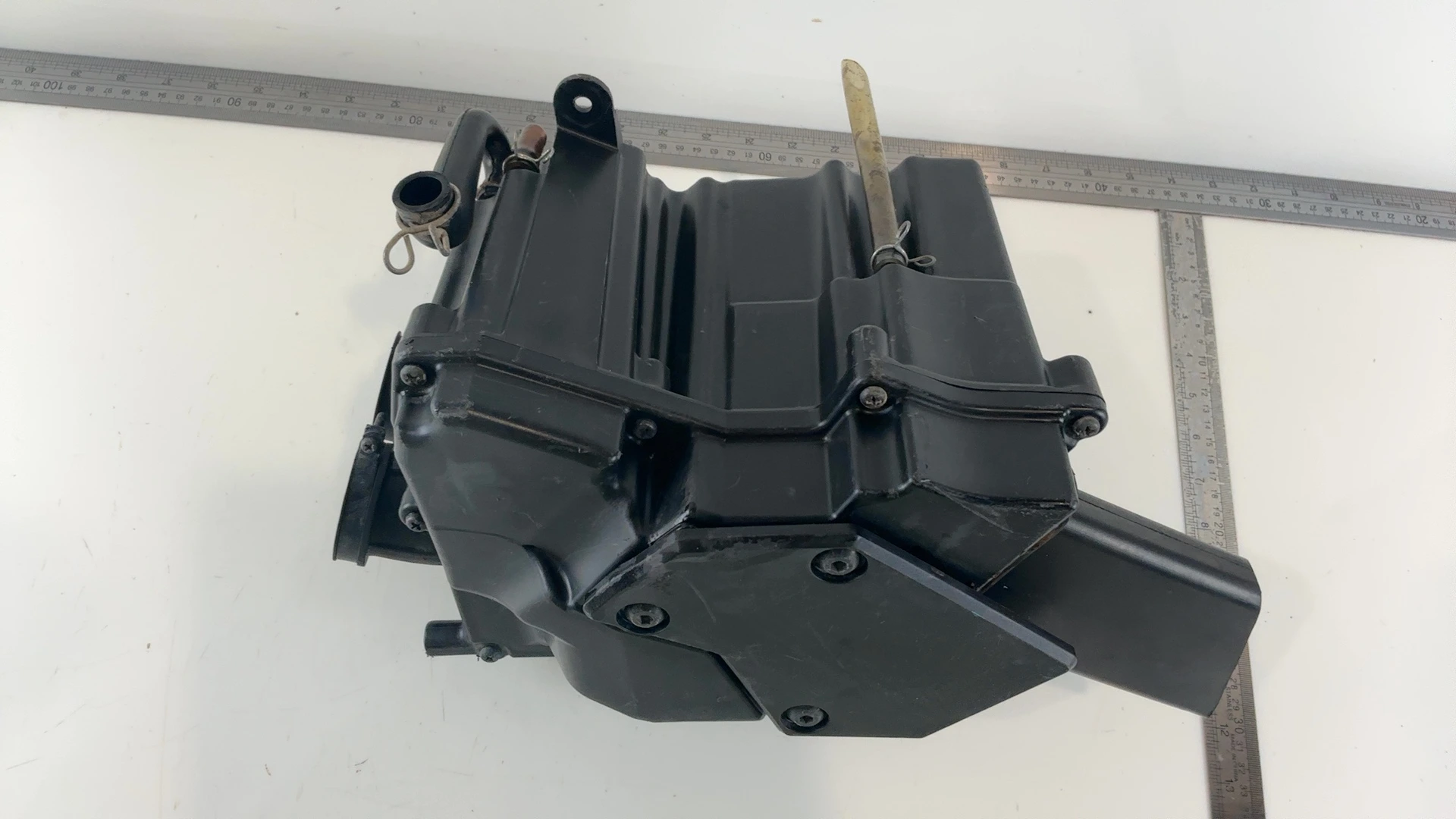Kawasaki Ninja 250R EX250J 250cc Airbox Intake Filter Box 2008-12 OEM 11038-0026 - Image 3