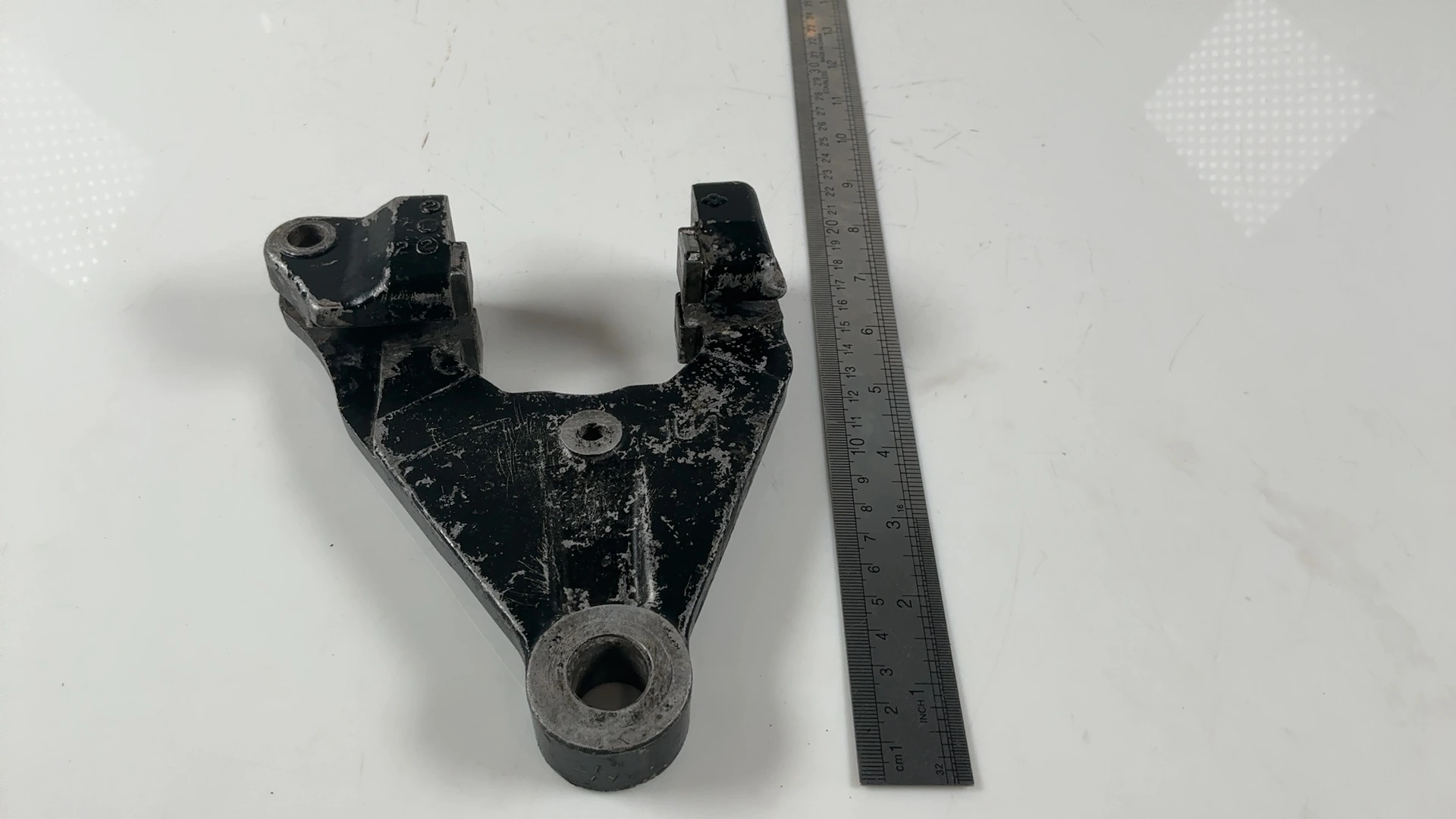 Yamaha XS500 DOHC 500CC Rear Brake Caliper Hanger Bracket 1976-1978 1J3-25810-54 - Image 3
