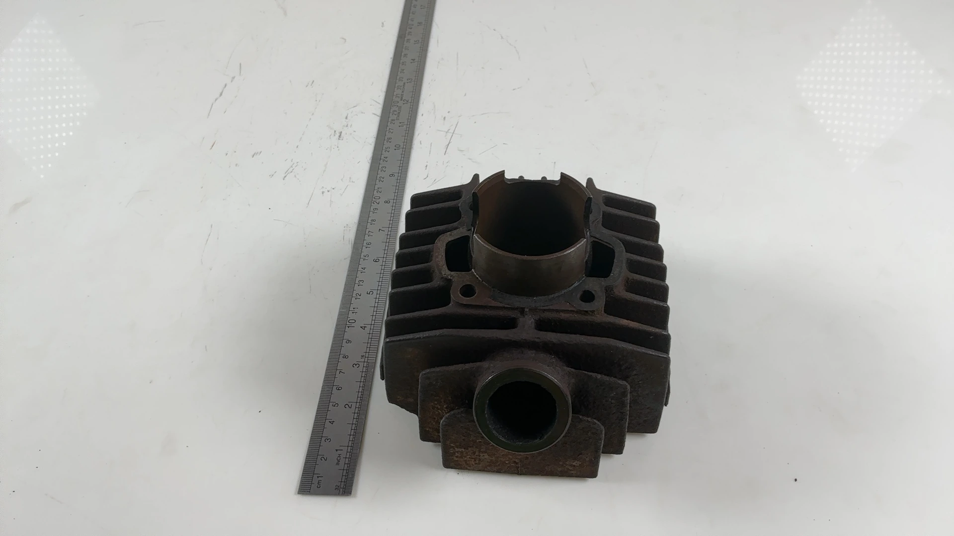 Yamaha YB100 DX100 100cc Cylinder Barrel 1978-1987 OEM 2R4-11311-00-00 - Image 4