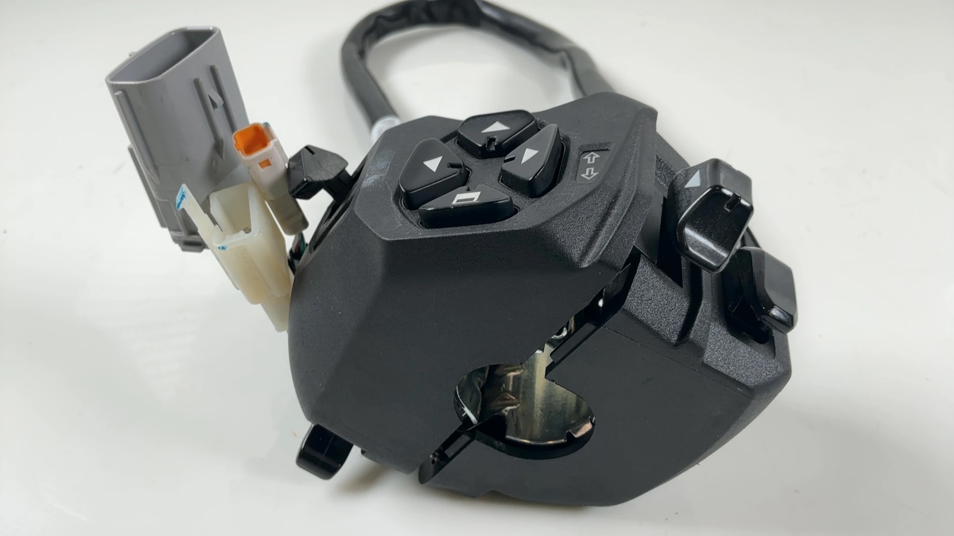 Aprilia Tuono V4 1100 Factory 1100 Left Handle Switch 2025 2026 OEM 2B012091 - Image 4