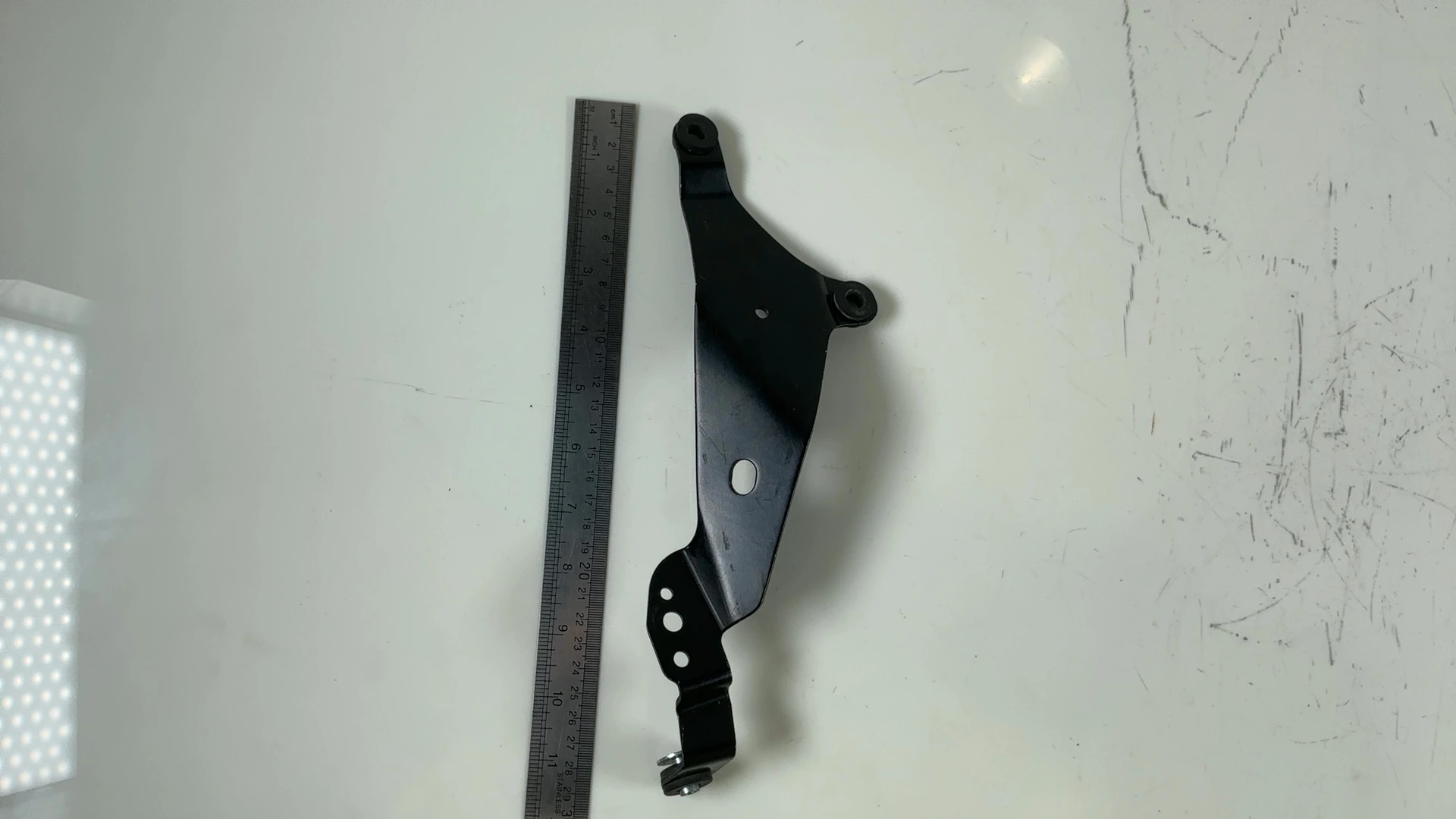 Honda CBR600RR PC37 600cc Rear Fender Stay Bracket Left 2003 2004 80116-MEE-940 - Image 4