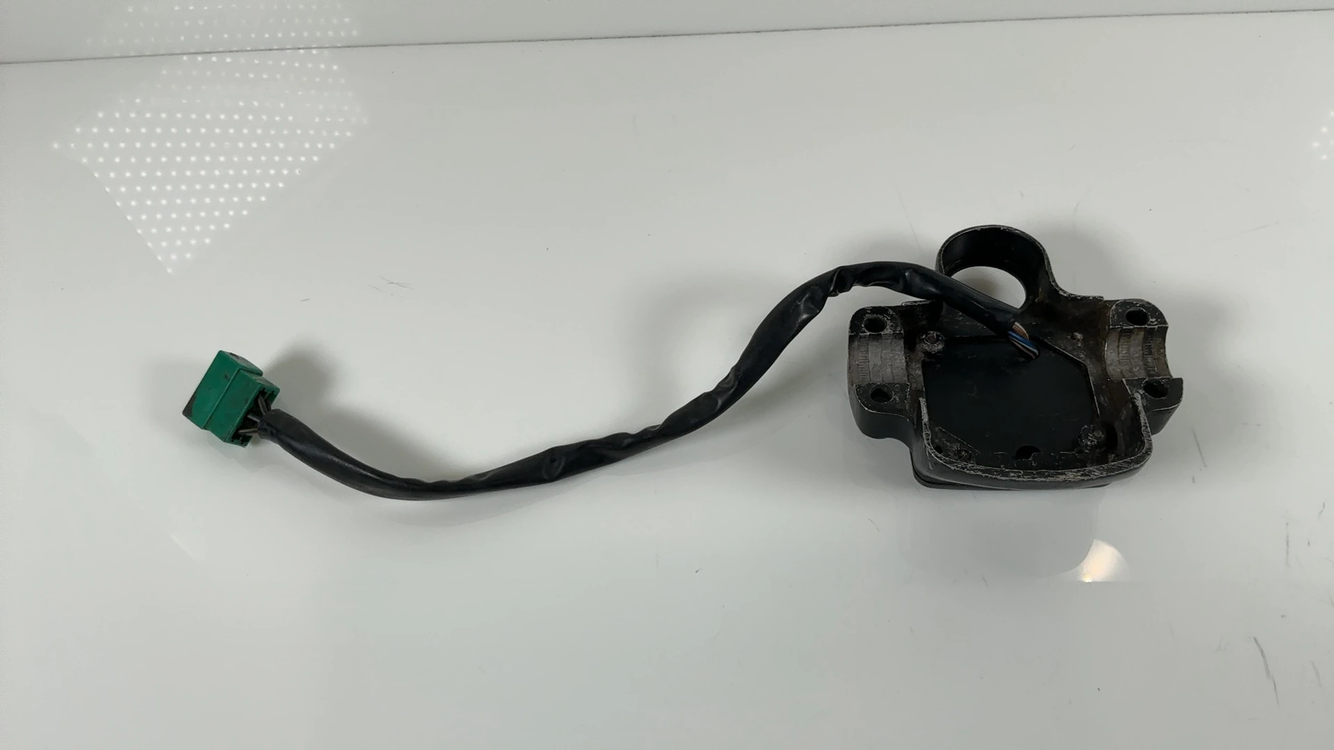 Honda CX500 CX500 500cc Upper Handlebar Holder Fuse Box 1978-1982 53131-415-000 - Image 4