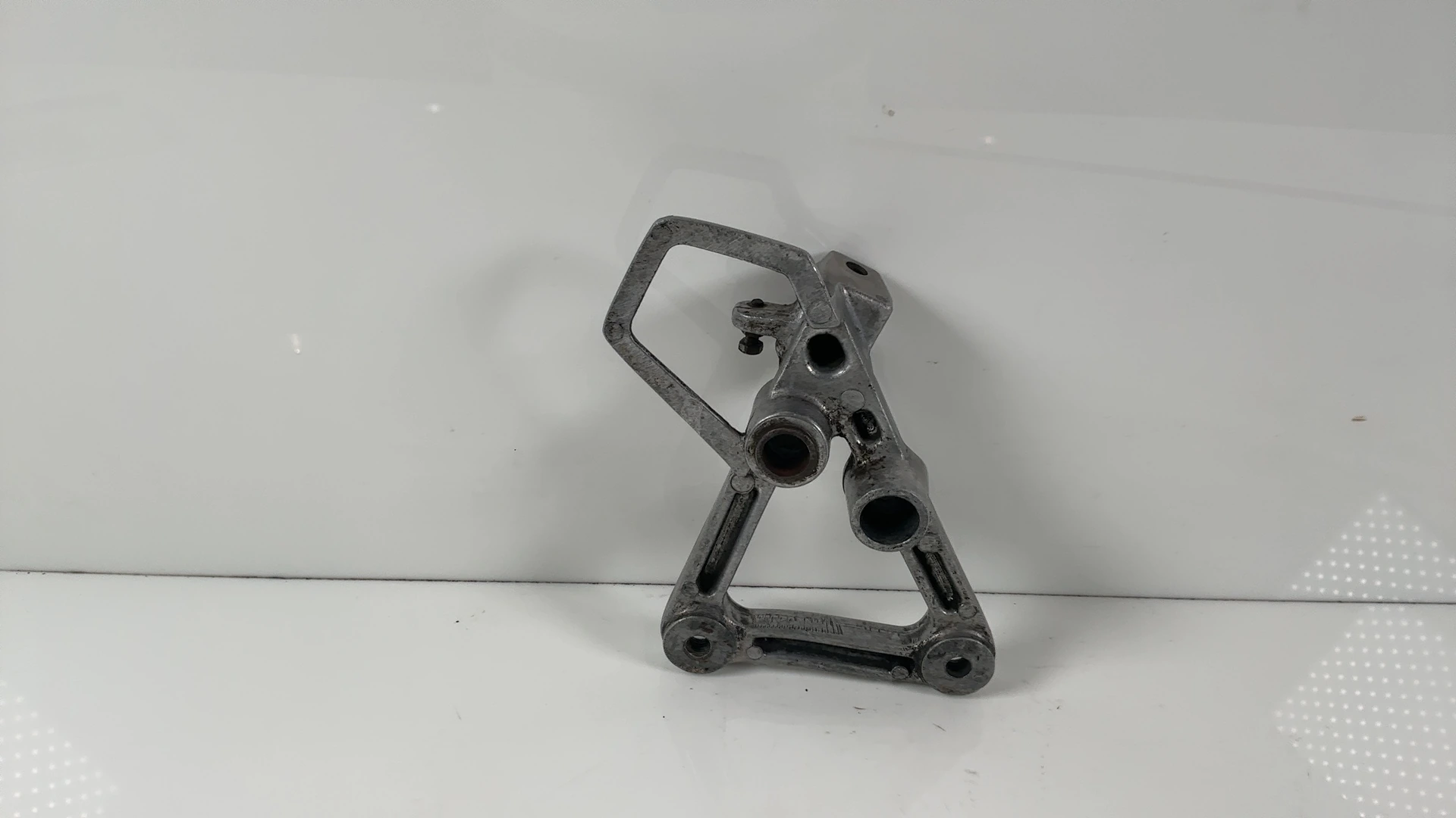 Honda CBR600F PC19 600 Front Right Foot Rest Hanger 1987-1990 OEM 50600-KT8-000 - Image 2