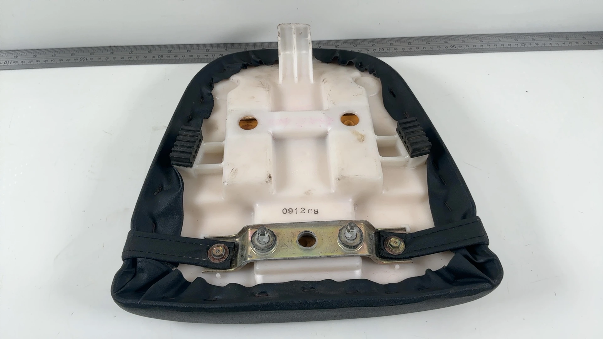 Suzuki GSXR 600 750 SRAD Rear Pillion Passenger Seat 1996-2000 OEM 45300-33E00 - Image 8