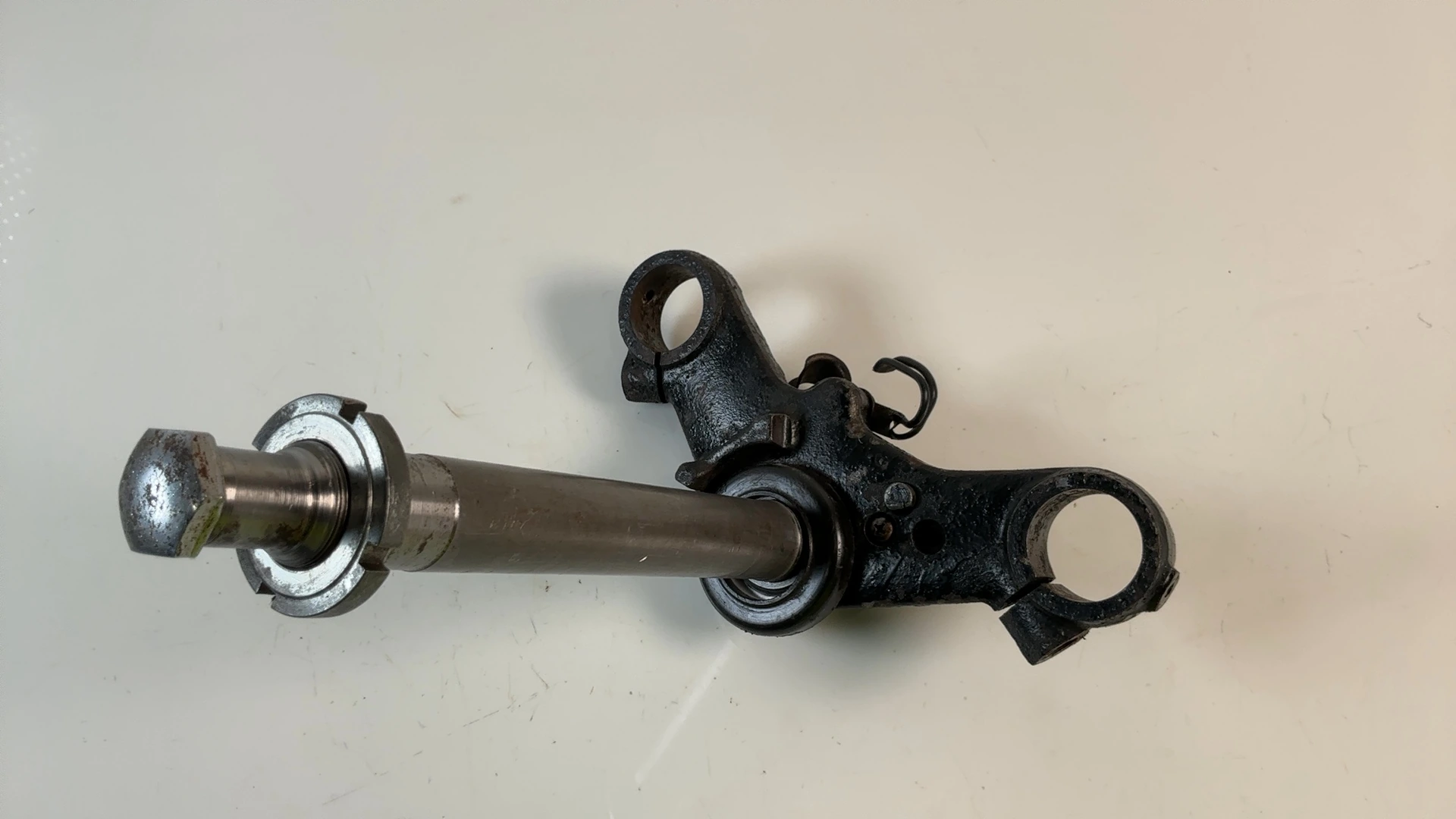 Suzuki GS550E GS550 550cc Lower Triple Tree Clamp 1977-1979 OEM 51410-45X01