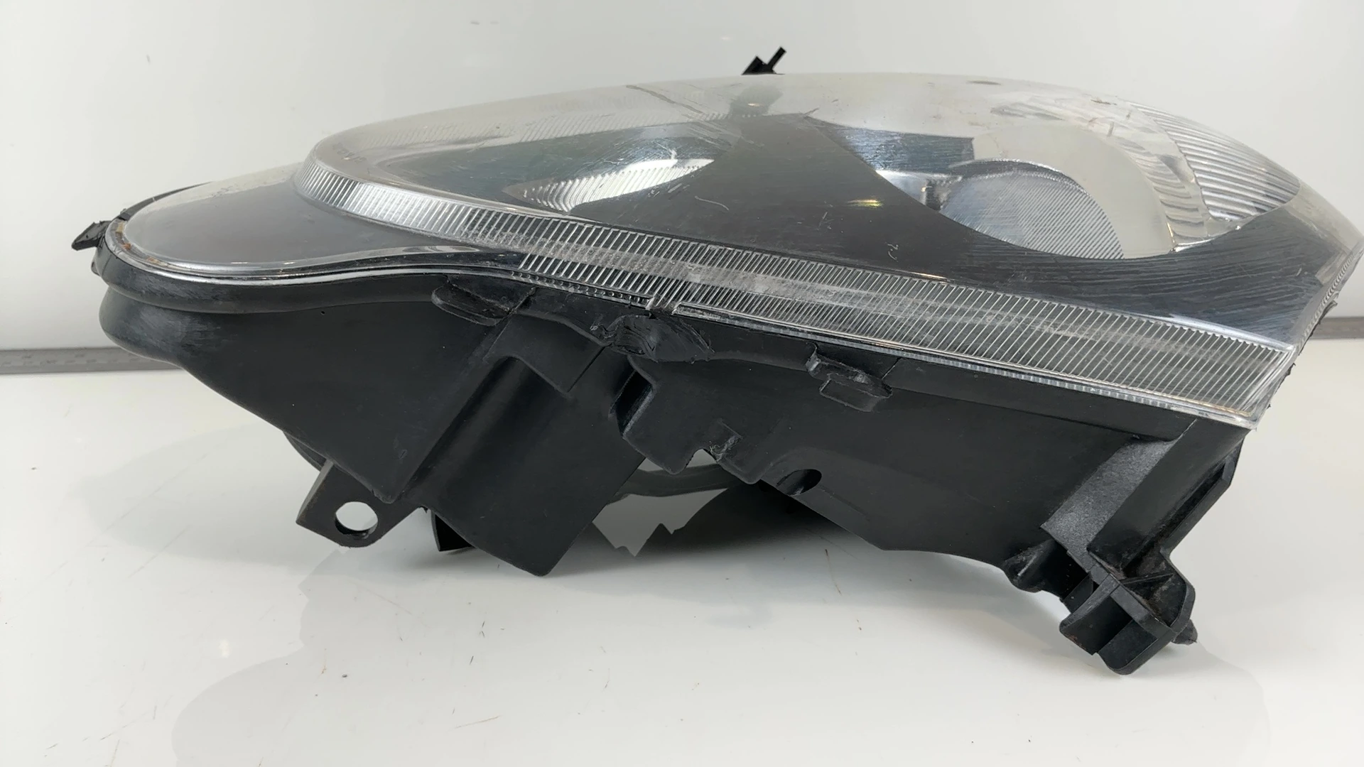 Honda NES 125 Chiocciola 125cc Front Headlight Lamp 2000-2006 OEM 33100-KGF-911 - Image 5