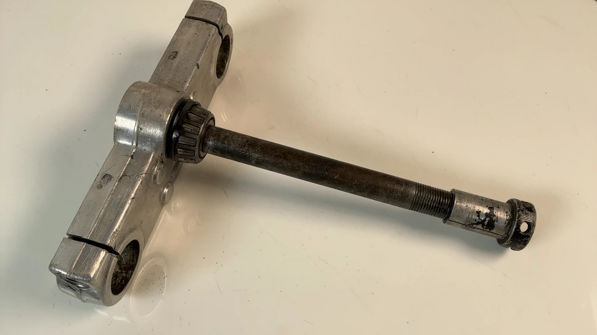 Can-Am MX-6 MX6 125cc Lower Triple Tree Fork Clamp 1980 OEM N/A Marzocchi - Image 3