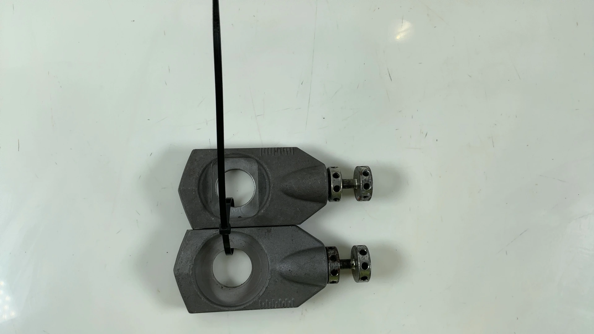 Ducati 749 999 749cc 999cc Swingarm Chain Adjuster Block 2003 2004 OEM 37310353A