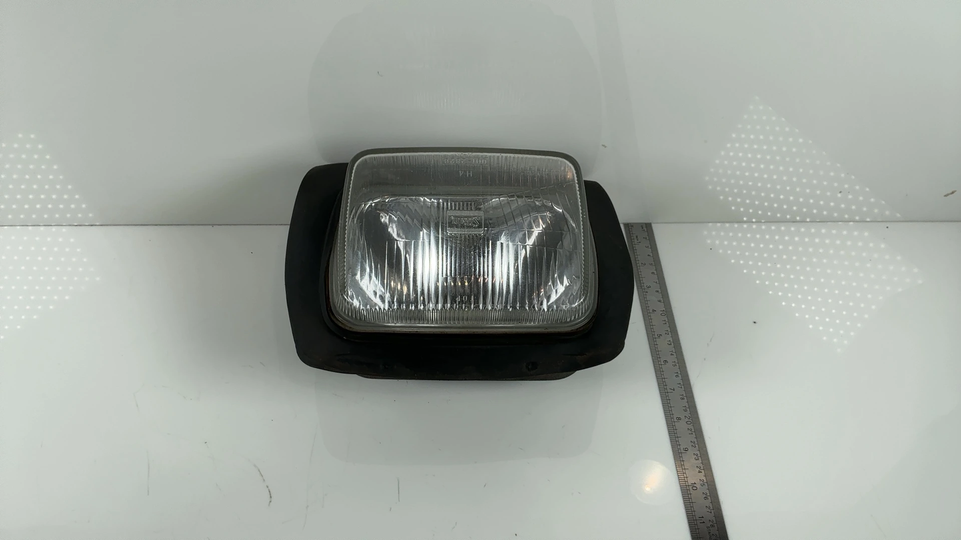 Suzuki GSX550E GSX550 550cc Headlight 1982-1986 OEM 35100-43431-999 - Image 14