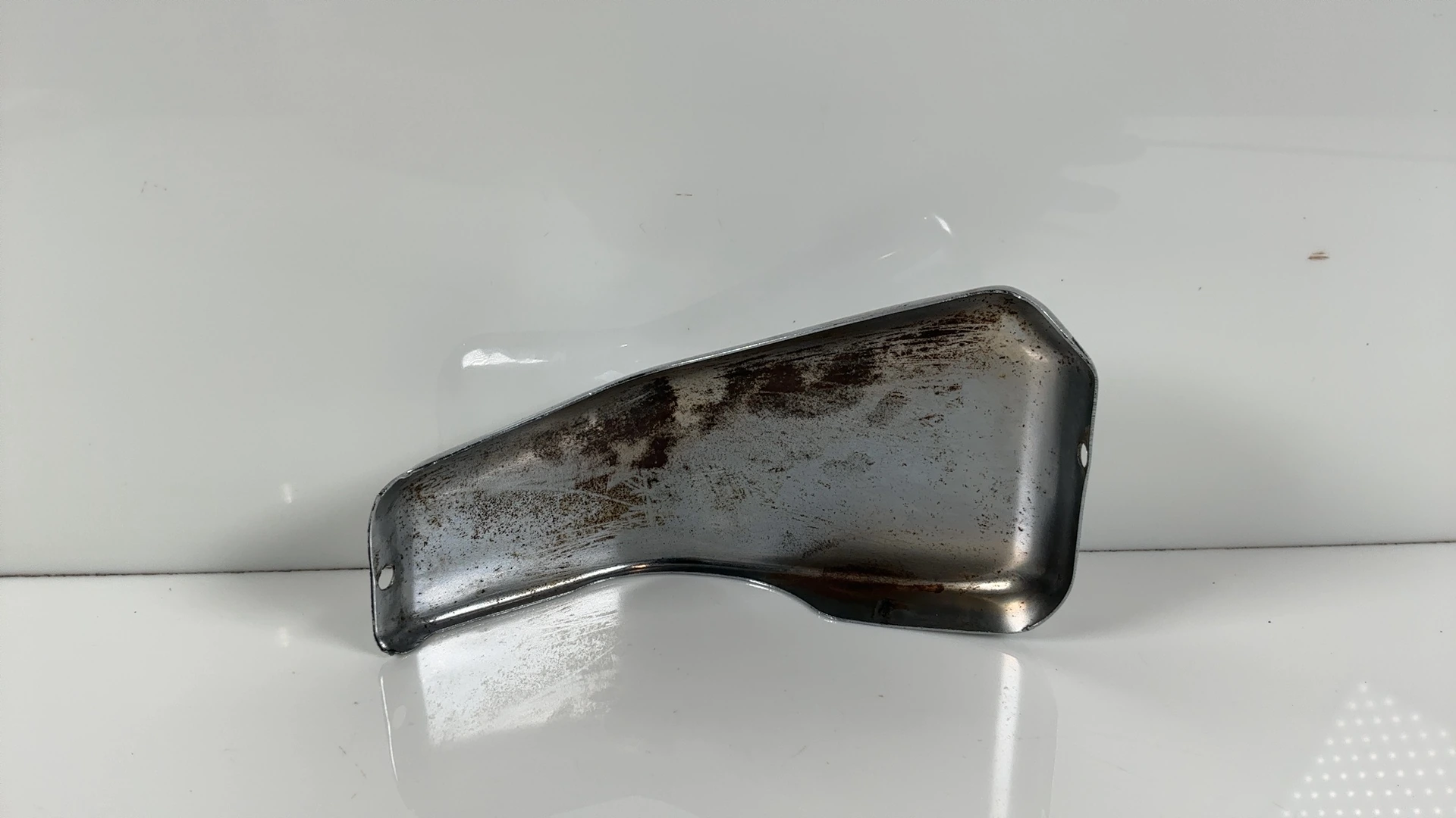 Suzuki GSX1100 GSX1100E 1100 Air Box Cleaner Cover Right 1980-81 OEM 13831-49200 - Image 2