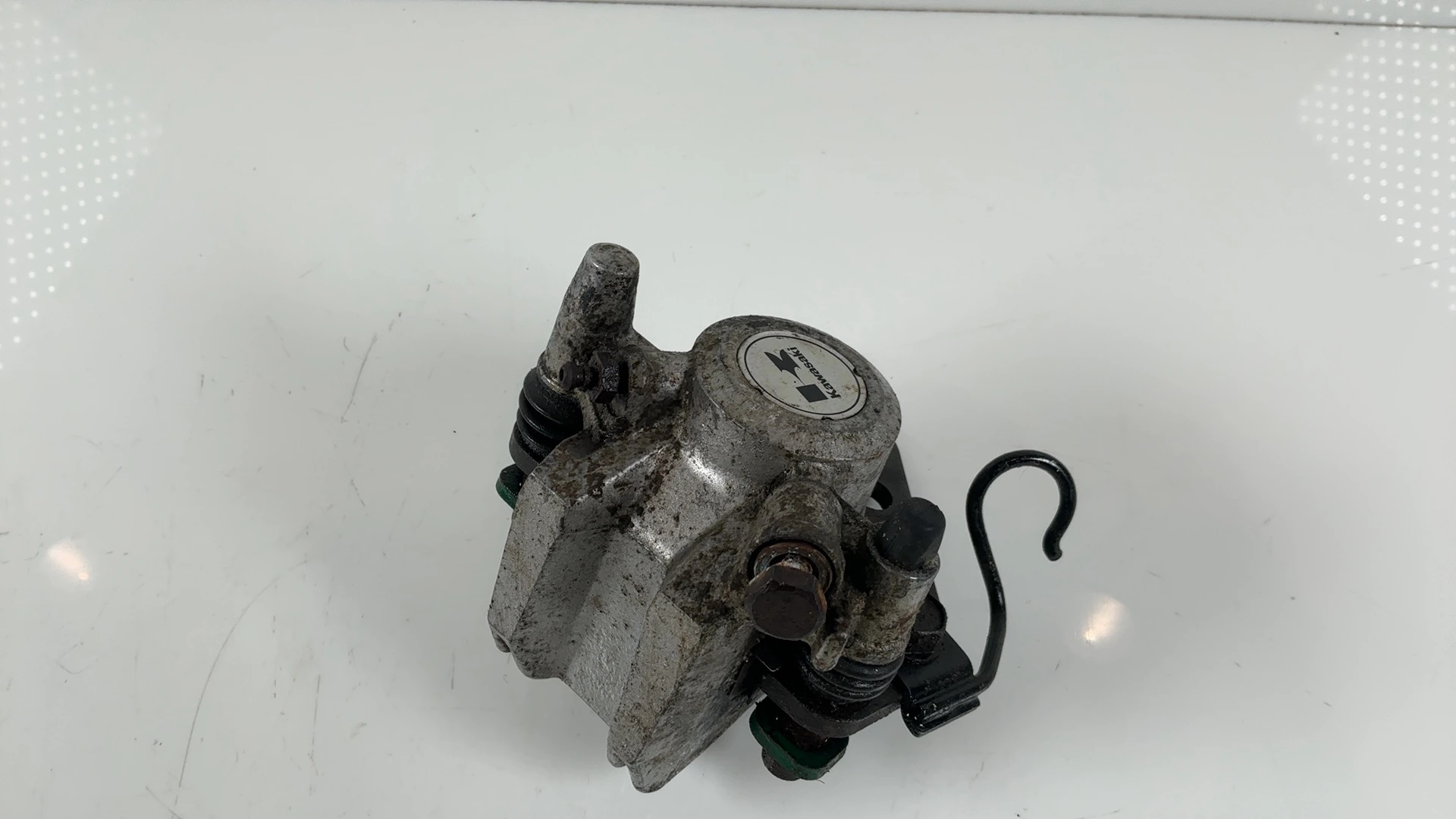 Kawasaki GPZ600R ZX600 600cc Rear Brake Caliper 1985-1990 OEM 43041-1196 - Image 4