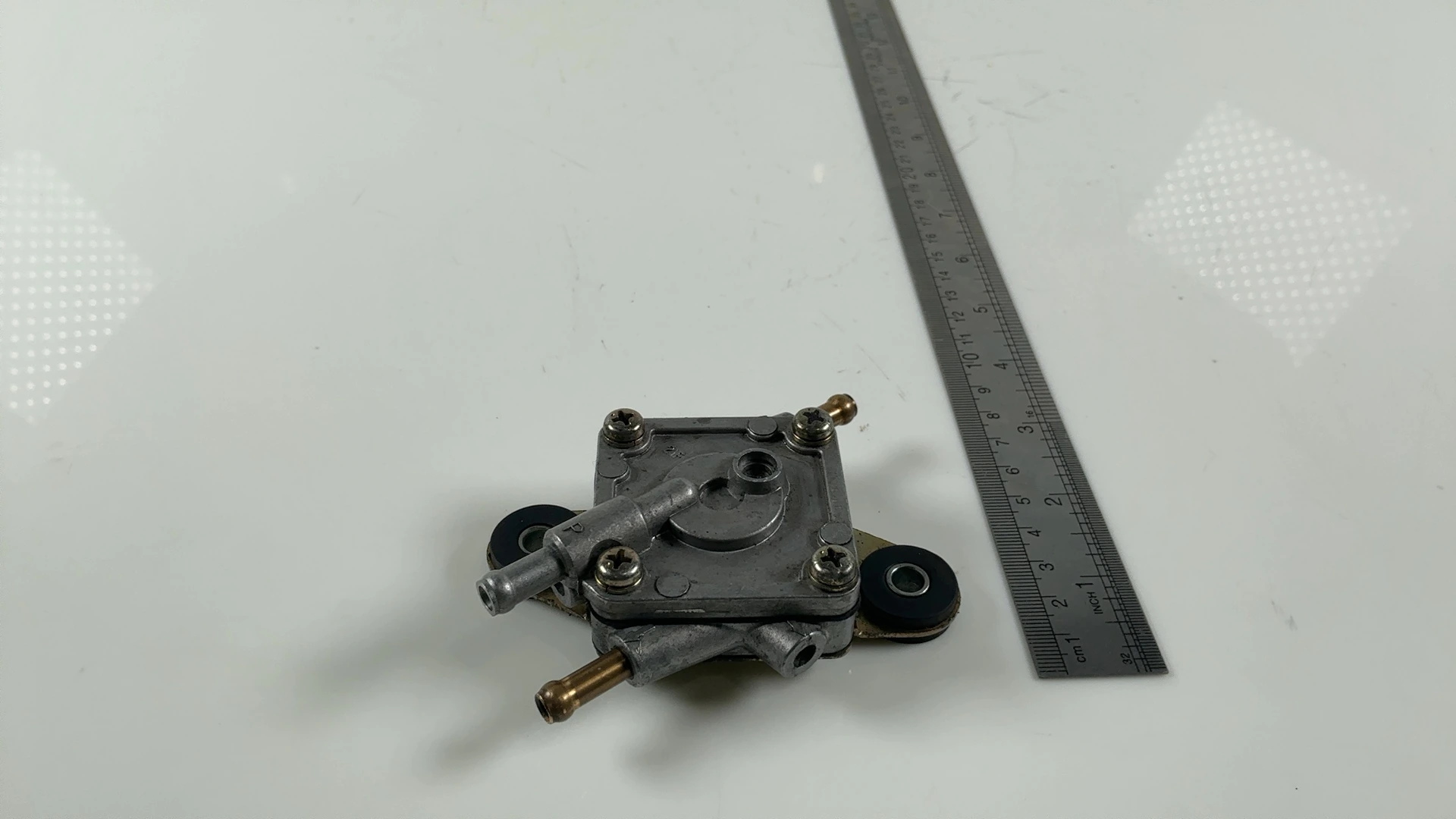 Piaggio Beverly 125 250 Vacuum Fuel Pump 2001-2009 OEM CM120903 - Image 3