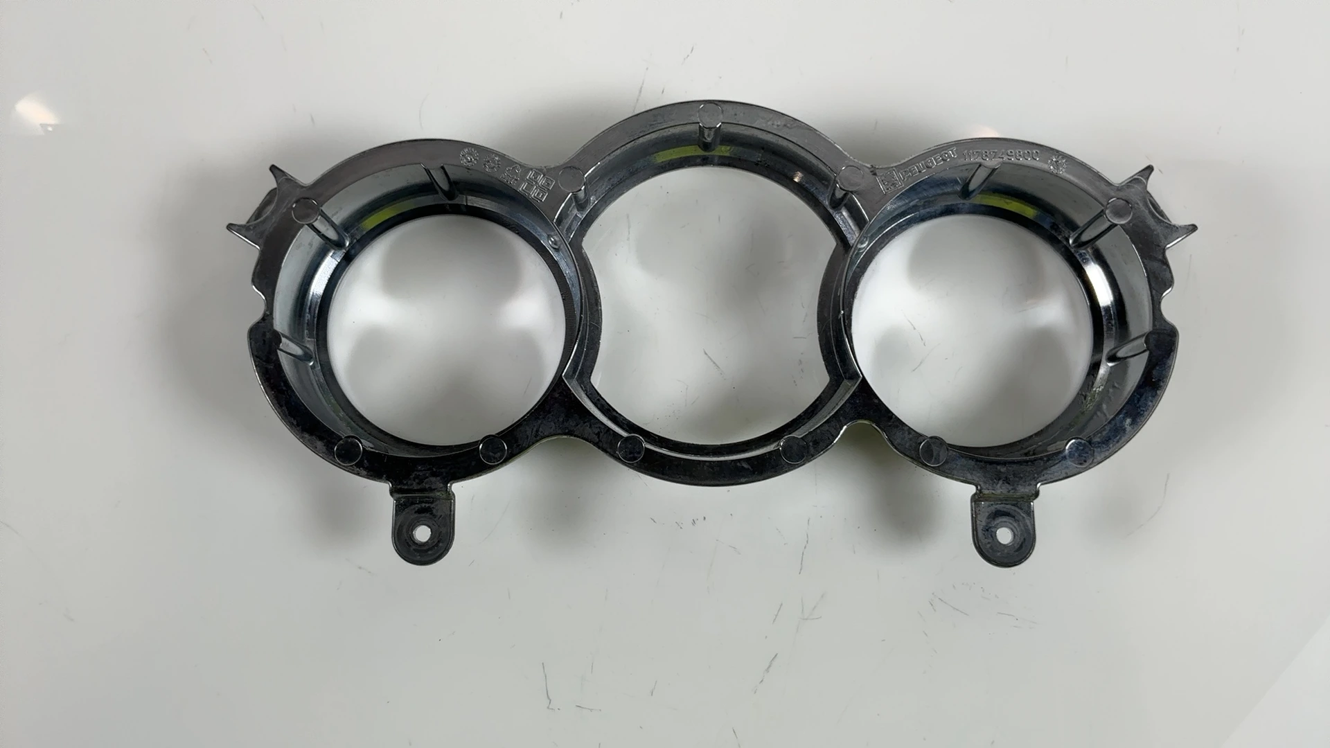 Peugeot Satelis 250 Speedometer Gauge Frame Bezel Trim 2006-2012 OEM 1176749600 - Image 2