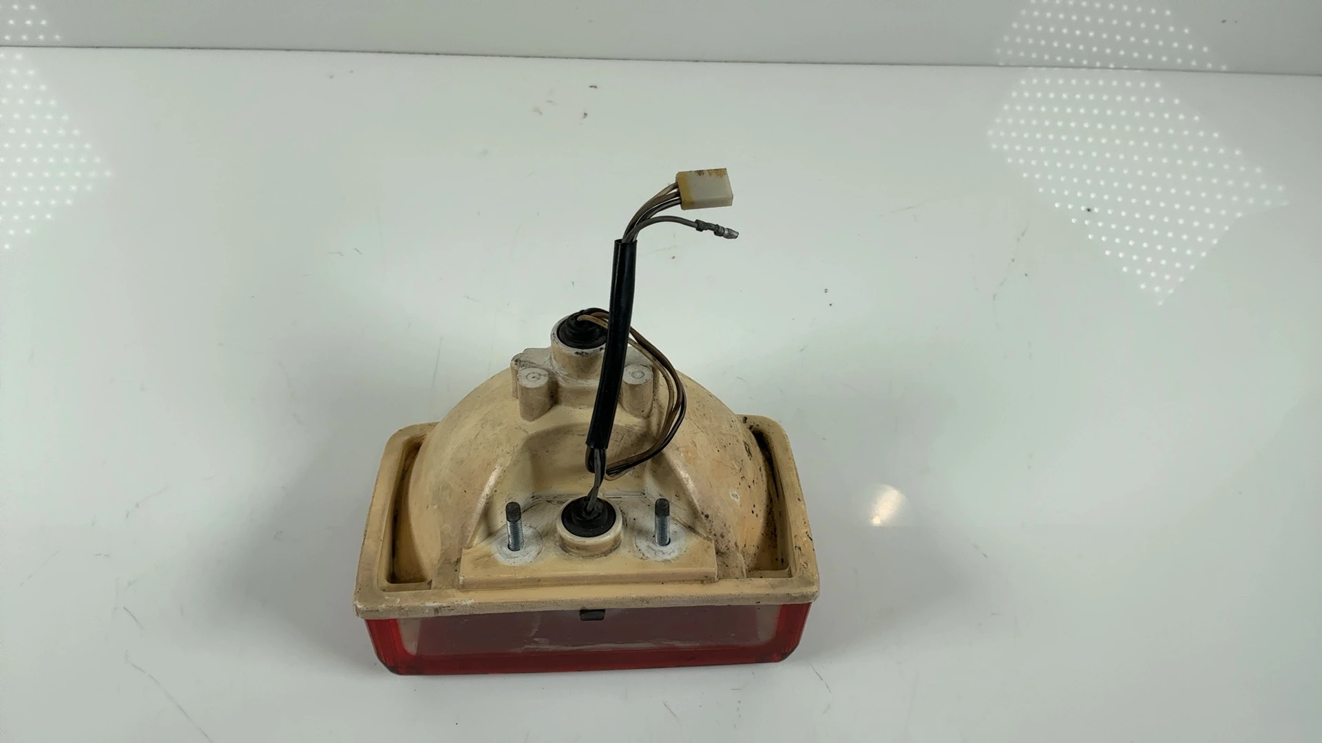 Suzuki GS850 GS850G 850cc Rear Brake Tail Light 1980 1981 OEM 35710-49030 - Image 3