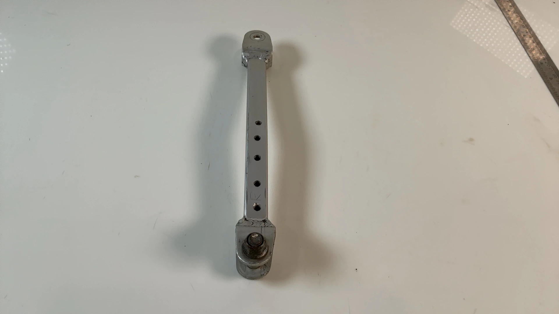 Suzuki GSX-R750 Brake Torque Rod Stay Bar 1996 1997 OEM 64310-33E00 - Image 4