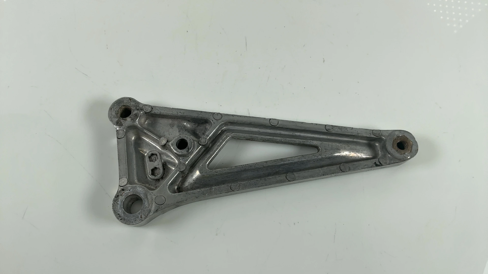 Honda CB250 Nighthawk 250cc Left Front Footrest Bracket 1991-2008 50700-KC1-000 - Image 4