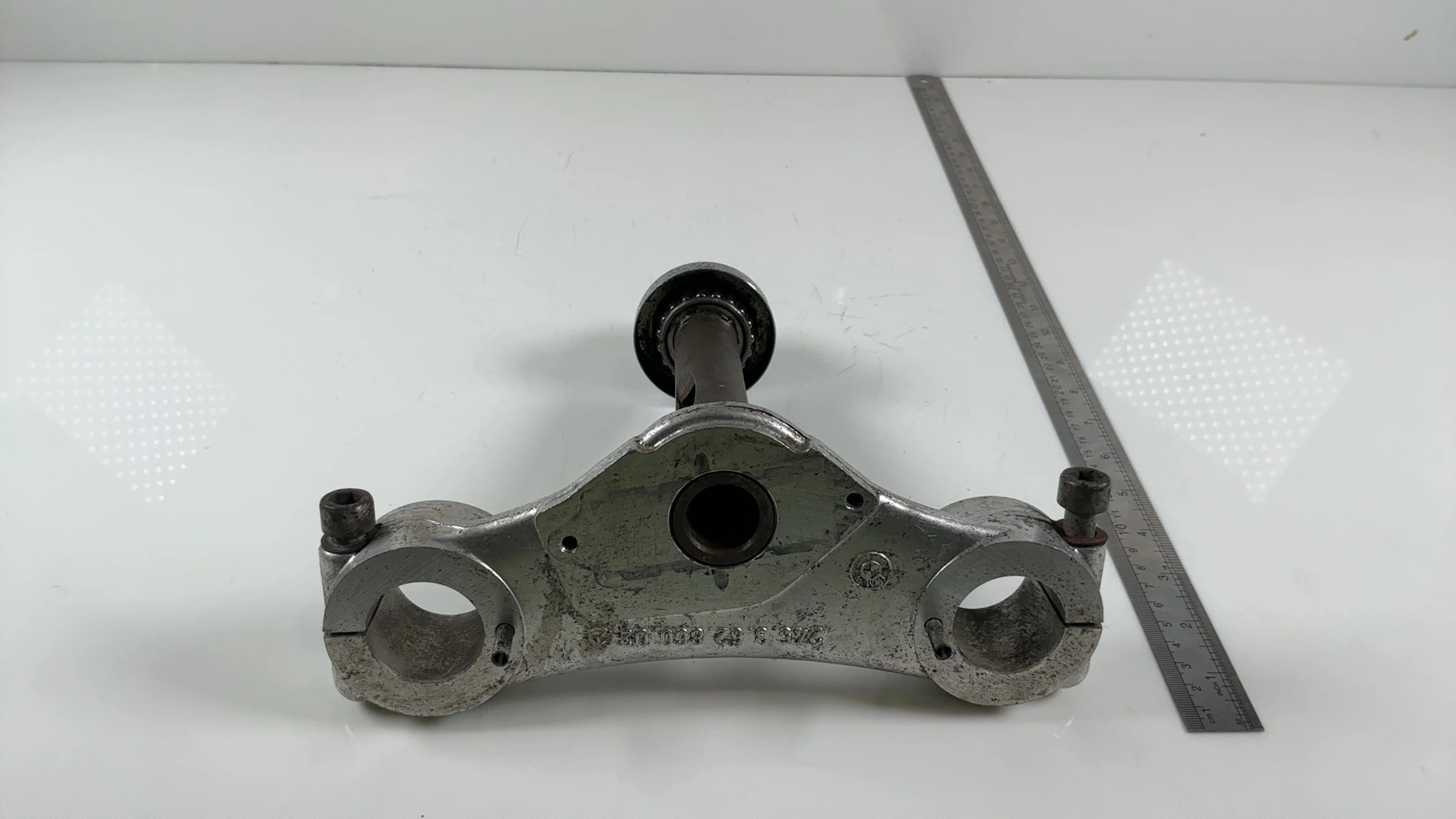 BMW R90S R90/6 900cc Lower Triple Tree Fork Clamp 1973-1976 OEM 31421232320 - Image 3