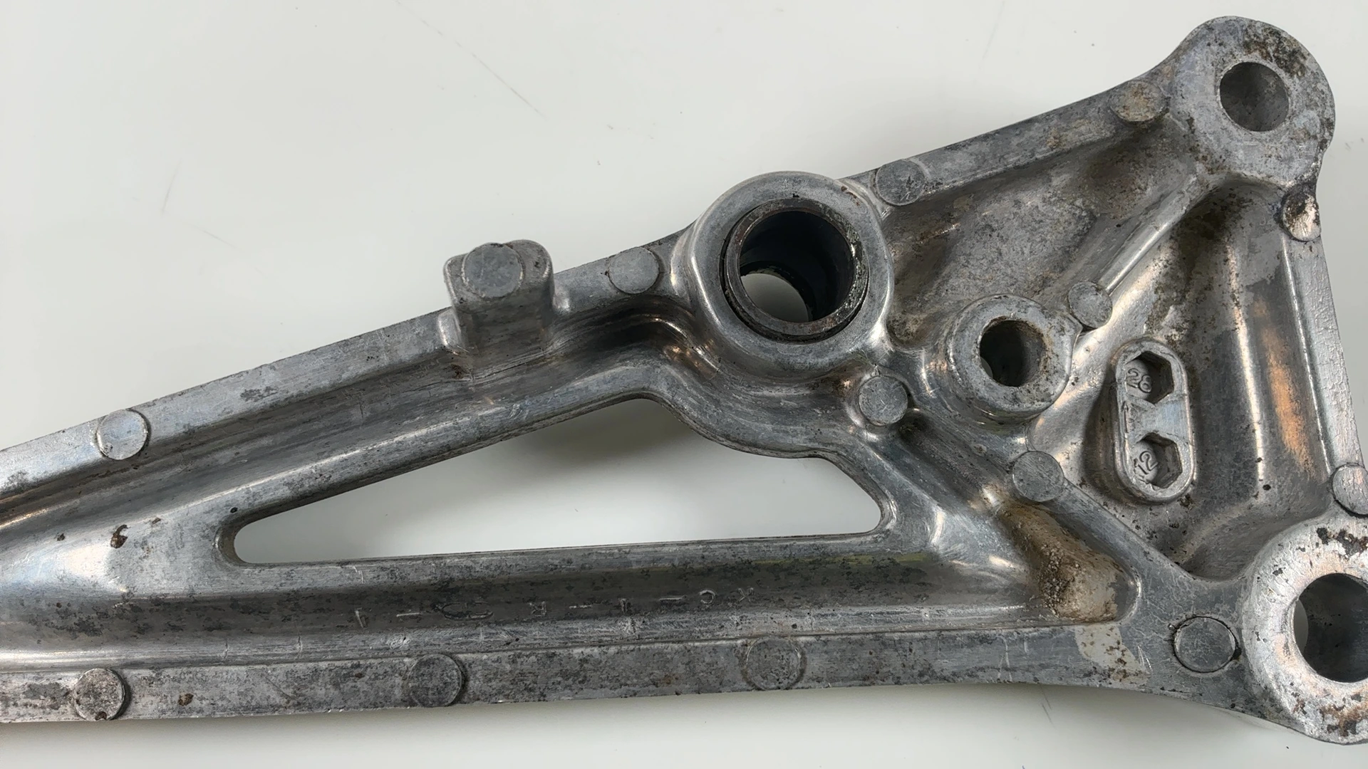 Honda Nighthawk CB250 250cc Front Right Footrest Bracket 1991-08 50600-KC1-000 - Image 5