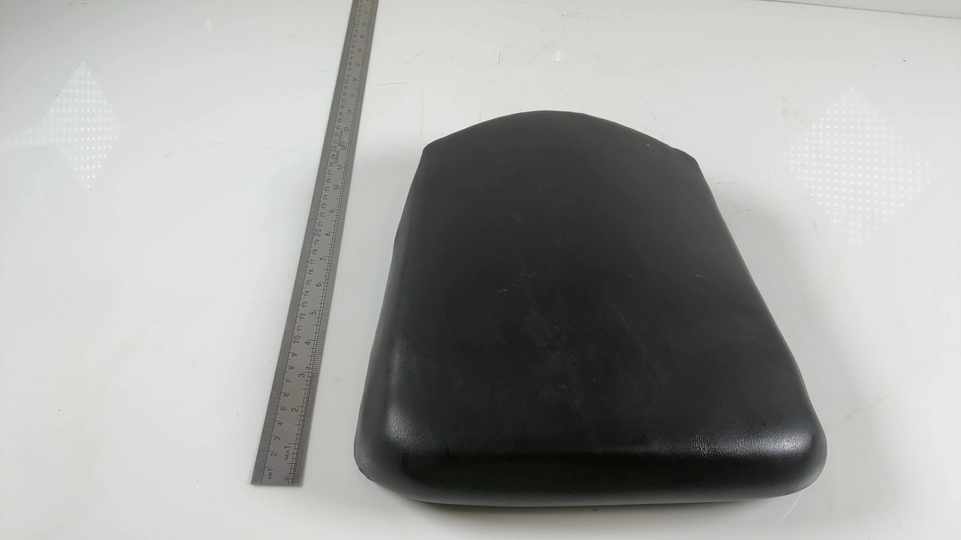 Hyosung GT650 Comet GT650R 650cc Rear Passenger Seat 2007 2008 OEM 45200H99700 - Image 4
