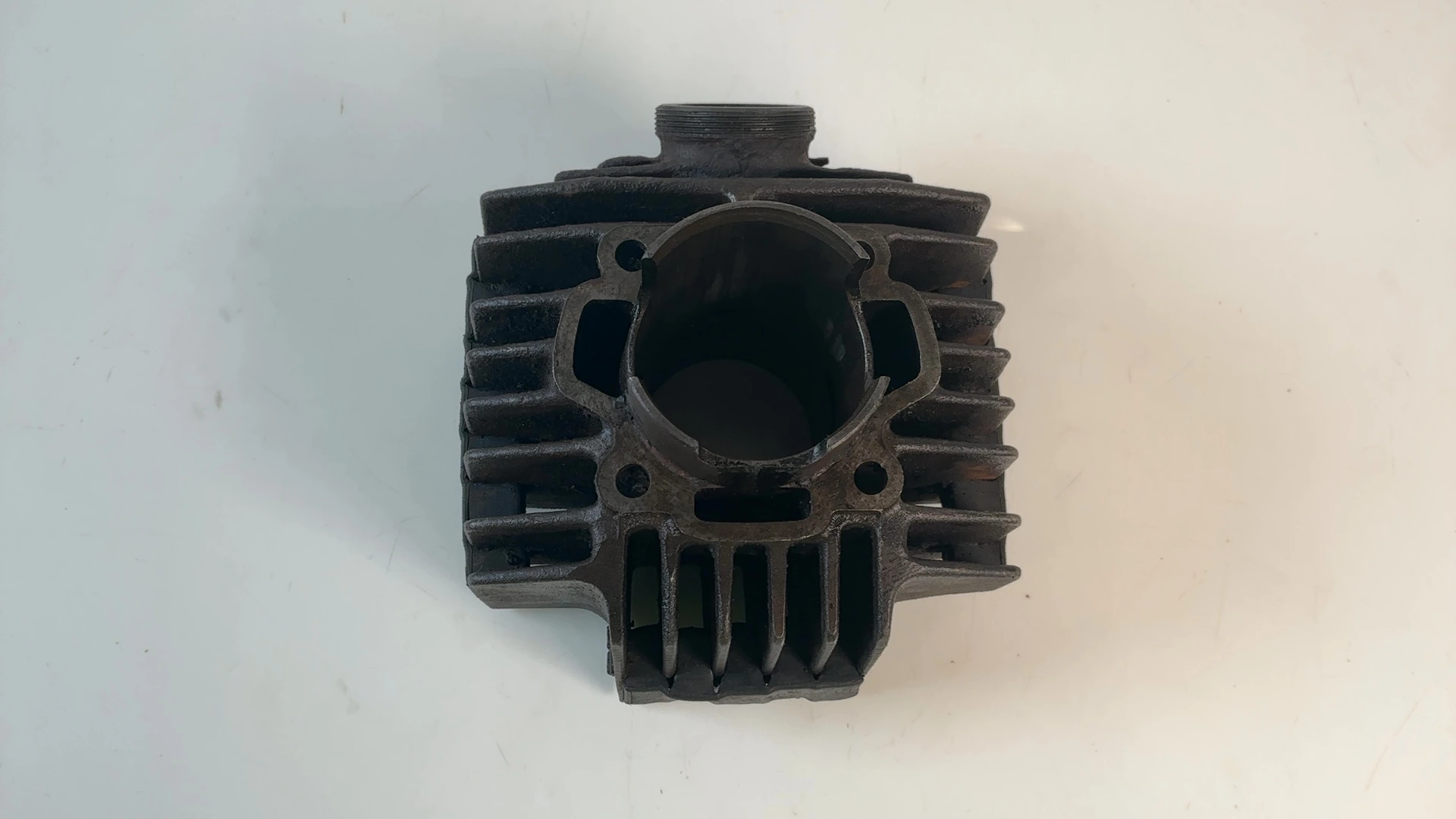 Yamaha YB100 DX100 100cc Cylinder Barrel 1978-1987 OEM 2R4-11311-00-00