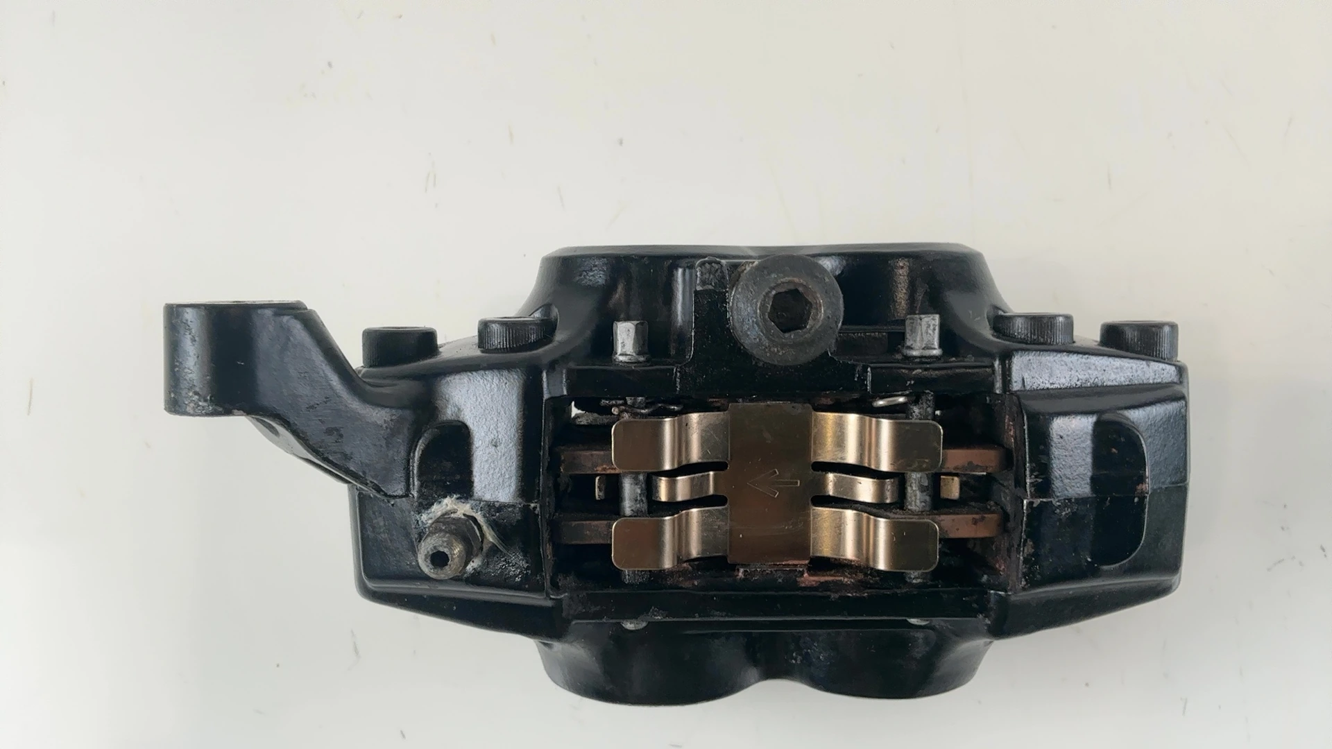 Yamaha FZR 1000 3GM 1000cc Front Right Brake Caliper 1991-93 OEM 3GM-2580U-50-00 - Image 3