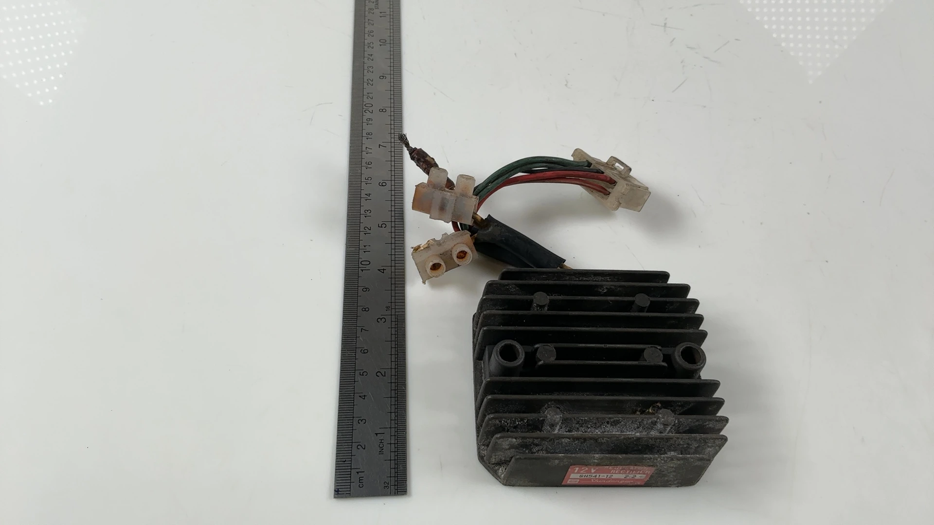 Honda Interceptor Magna VF750 VF750F Regulator Rectifier 1983-1985 31600-MB0-008 - Image 4