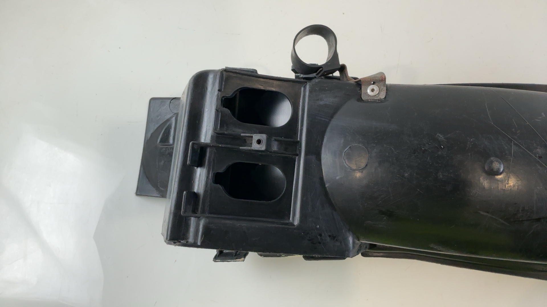 Honda VF400F NC13 399cc Rear Inner Fender Mudguard 1982 1983 OEM 80105-KE7-000 - Image 5