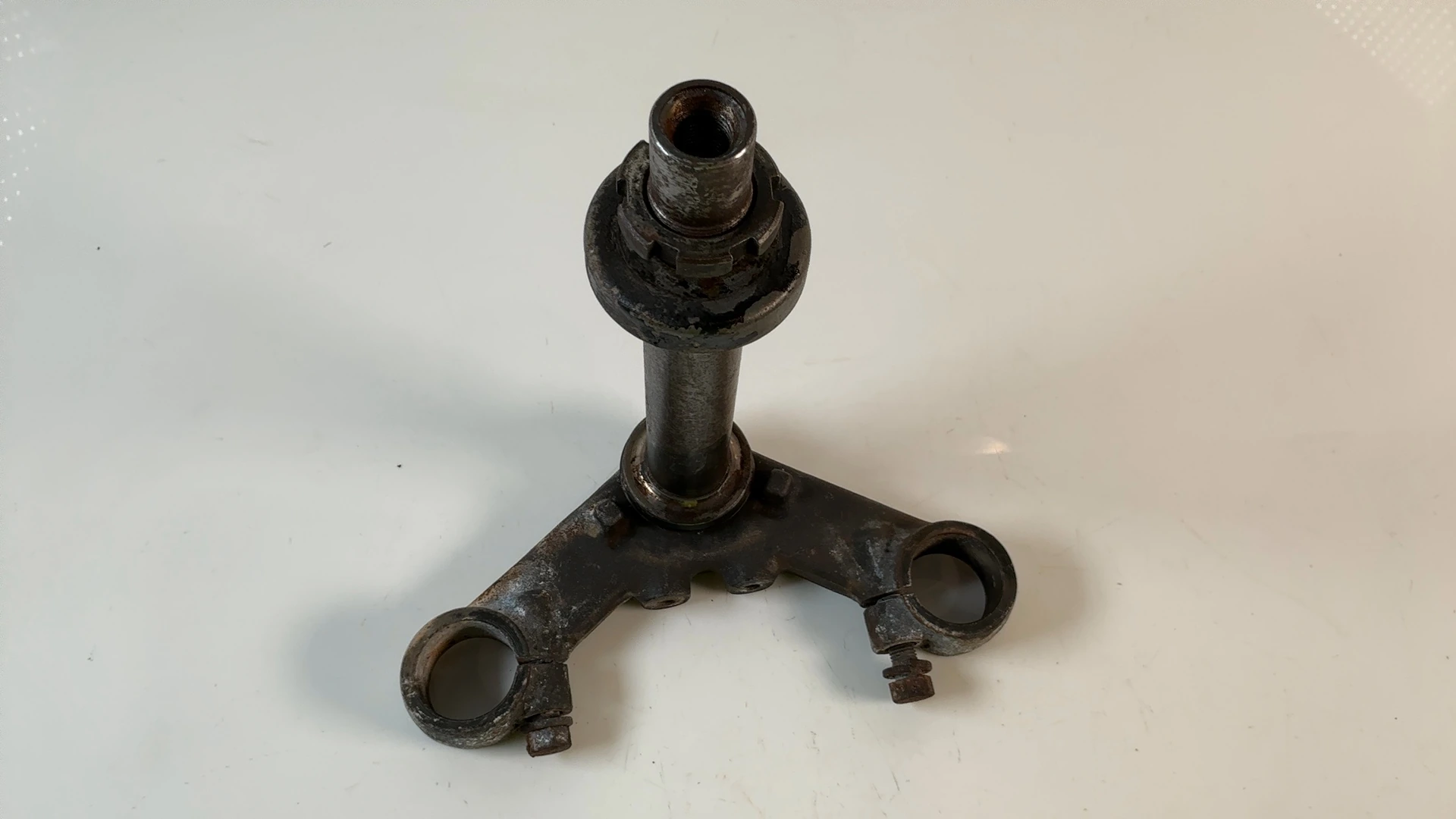 Yamaha TZR 50 5WX 50cc Lower Triple Tree Stem 2003-2013 OEM 5WX-F3340-00-00