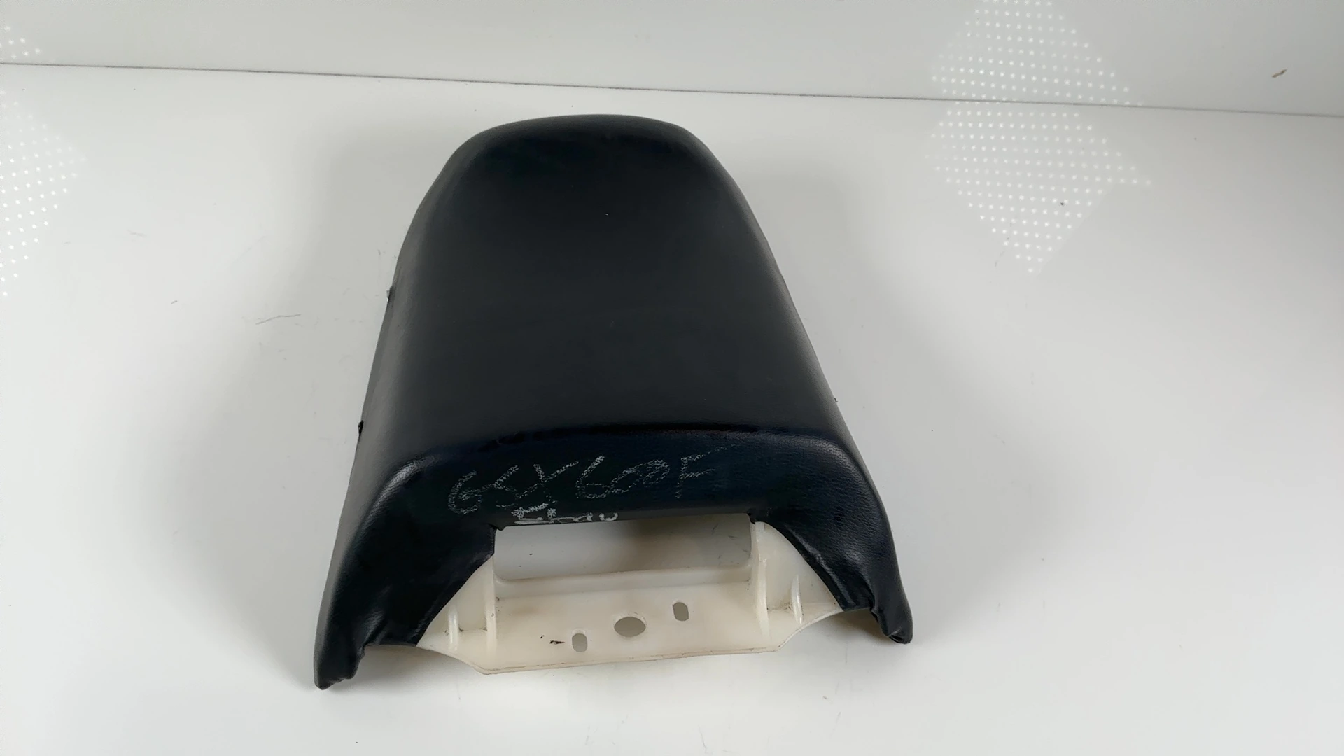 Suzuki Katana GSX600F 600 Rear Passenger Pillion Seat 1988-1997 OEM 45300-19C00 - Image 1