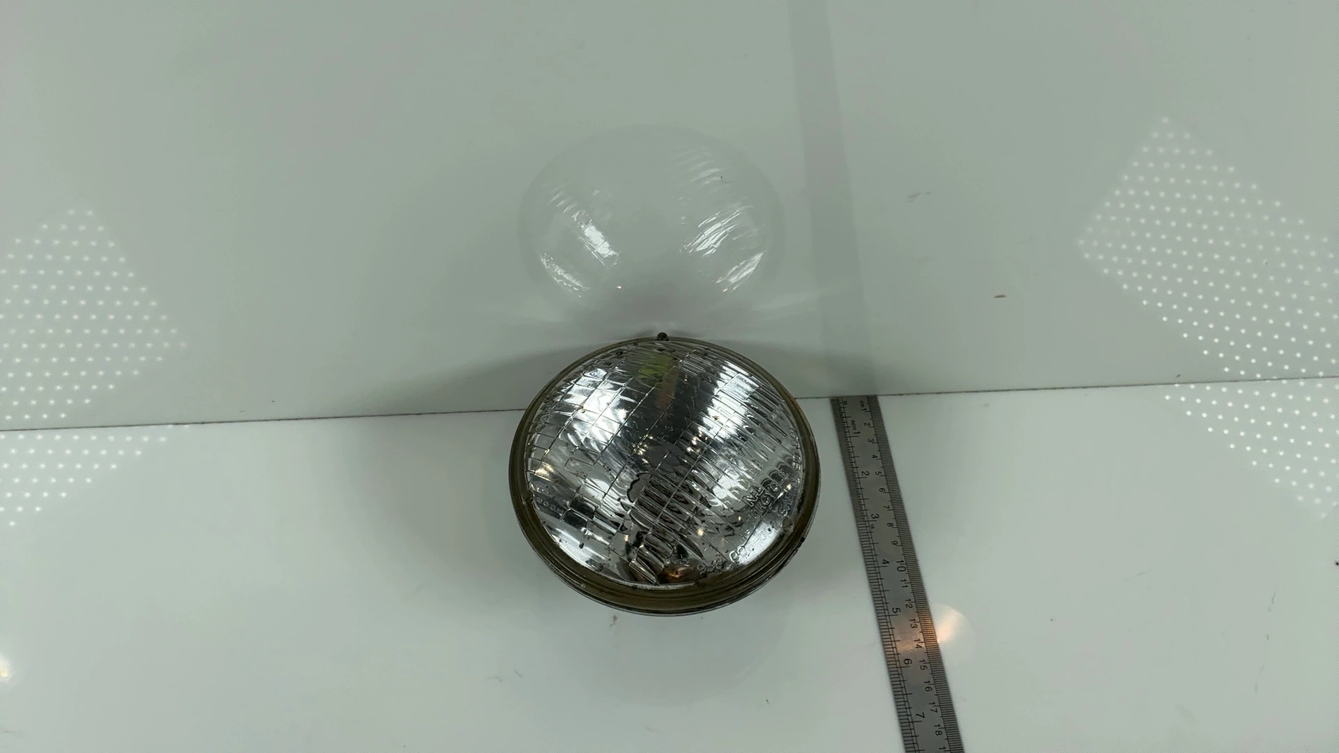 Harley Sportster XL1200C 1200 Headlight 1996-2003 OEM 67698-81A - Image 6