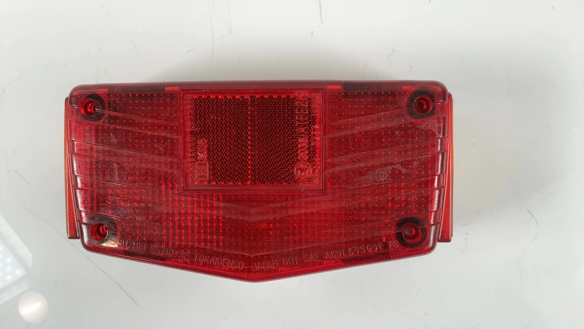 SUZUKI GS450 CC TAIL LIGHT LENS 1980-1983 OEM 35712-44130 - Image 2