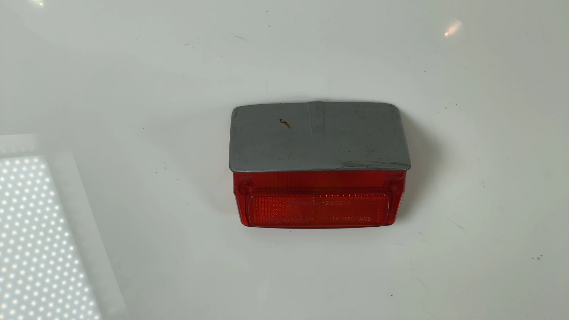 Piaggio Vespa 50 Special V5B3T 50cc Tail Light Lens 1969-1983 OEM 143687 - Image 1