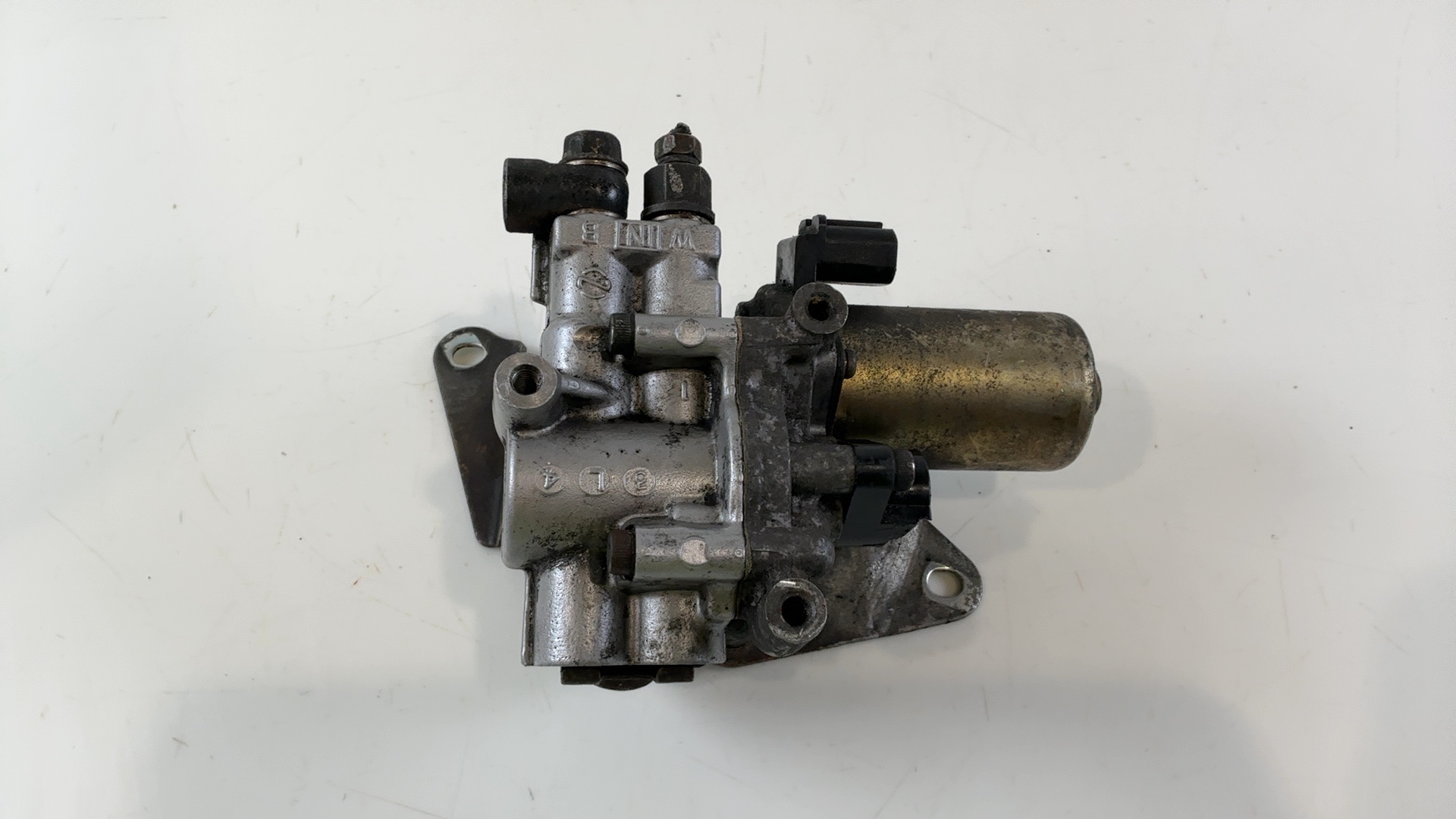 Honda VFR Interceptor RC46 800 ABS Modulator Pump 2002-2013 OEM 57100-MCW-D11