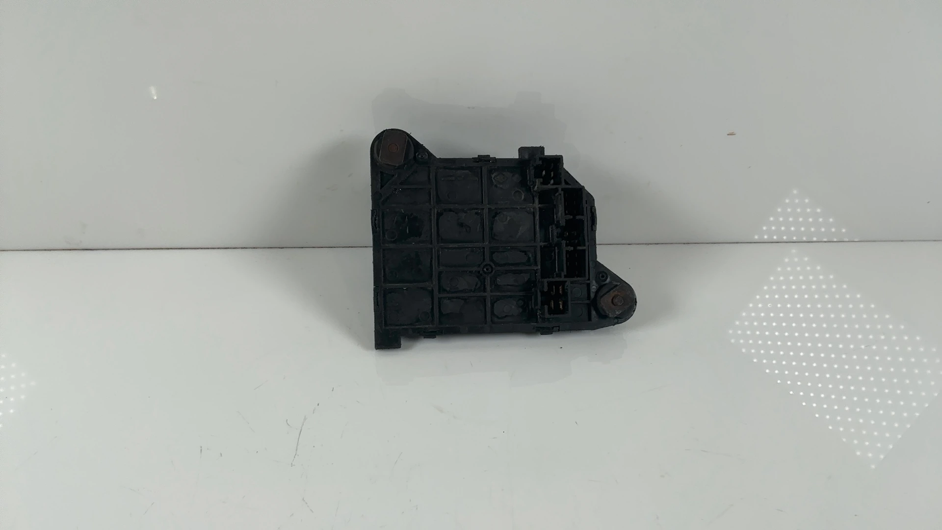 Kawasaki GPZ1100 ZX1100A 1100cc Fuse Relay Junction Box 1983-1985 OEM 56030-1026 - Image 2