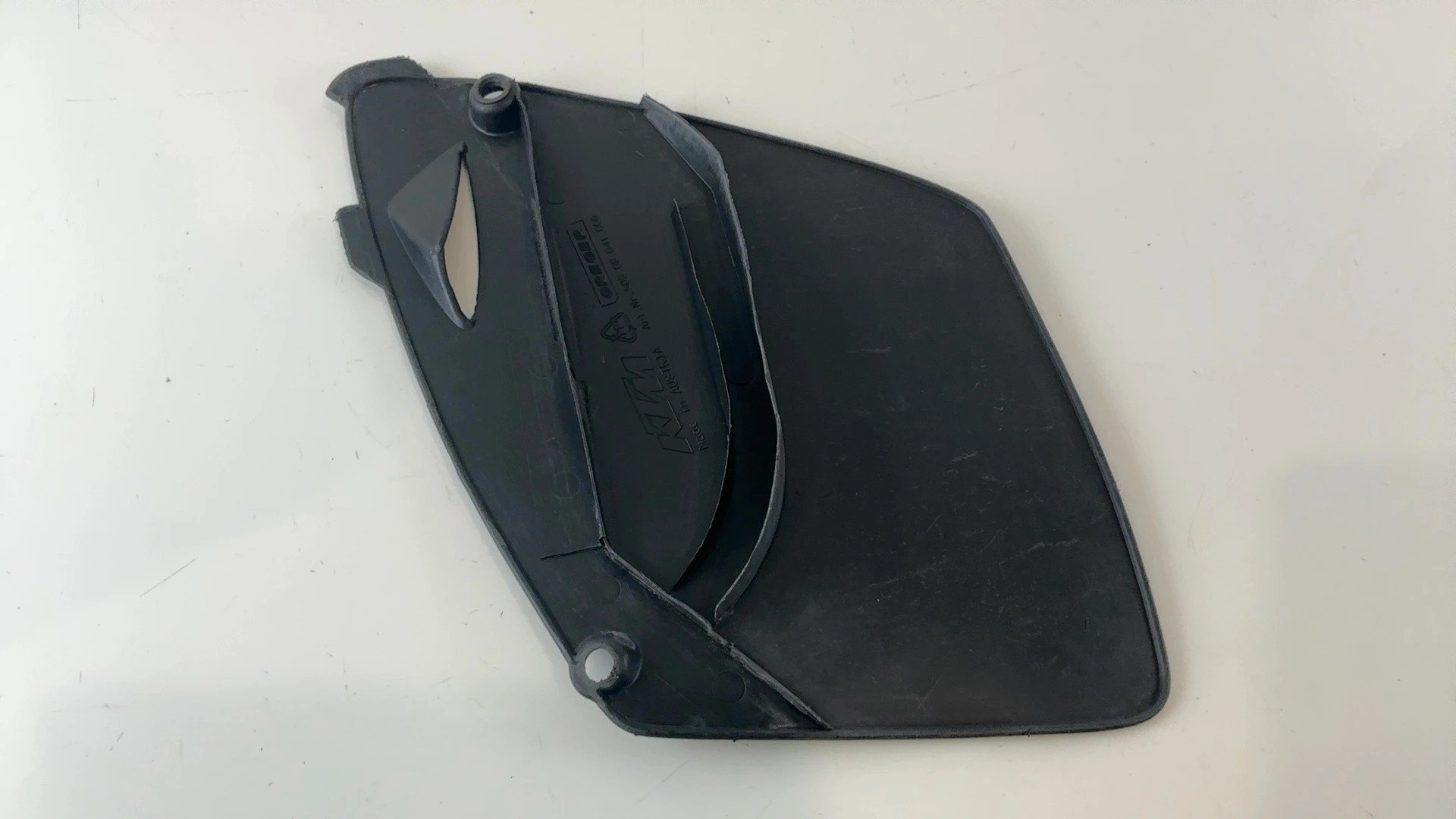 KTM EXC 125 - 520 Rear Left Side Cover Panel 1998-2003 OEM 50308041000 - Image 5